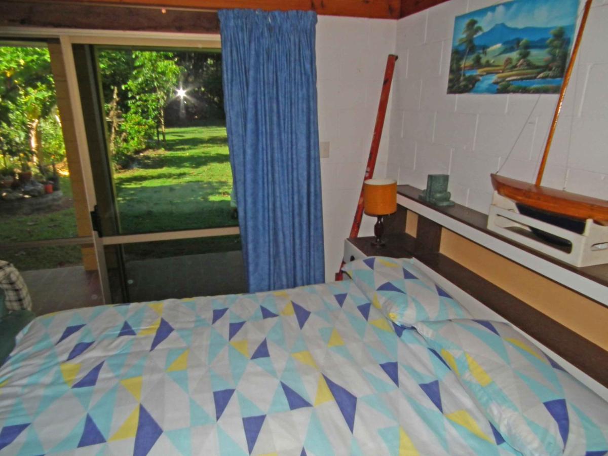 Double Room with Shared Bathroom photo 2