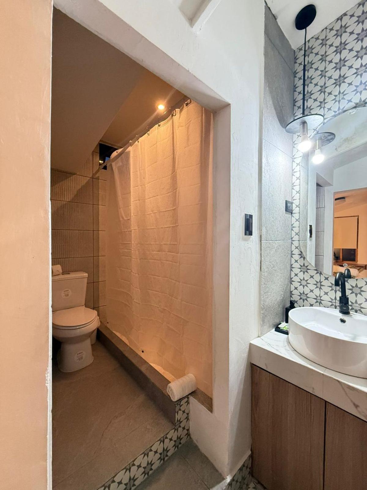 Budget Double Room photo 2