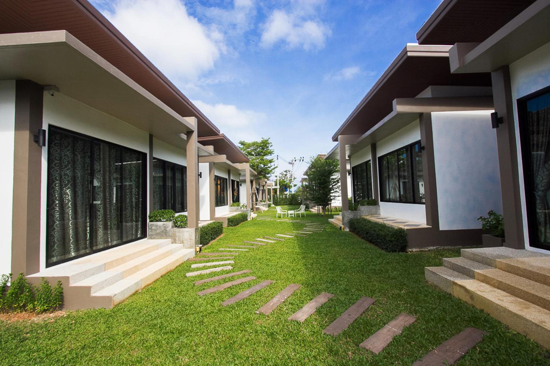 Villa with Garden View photo 2