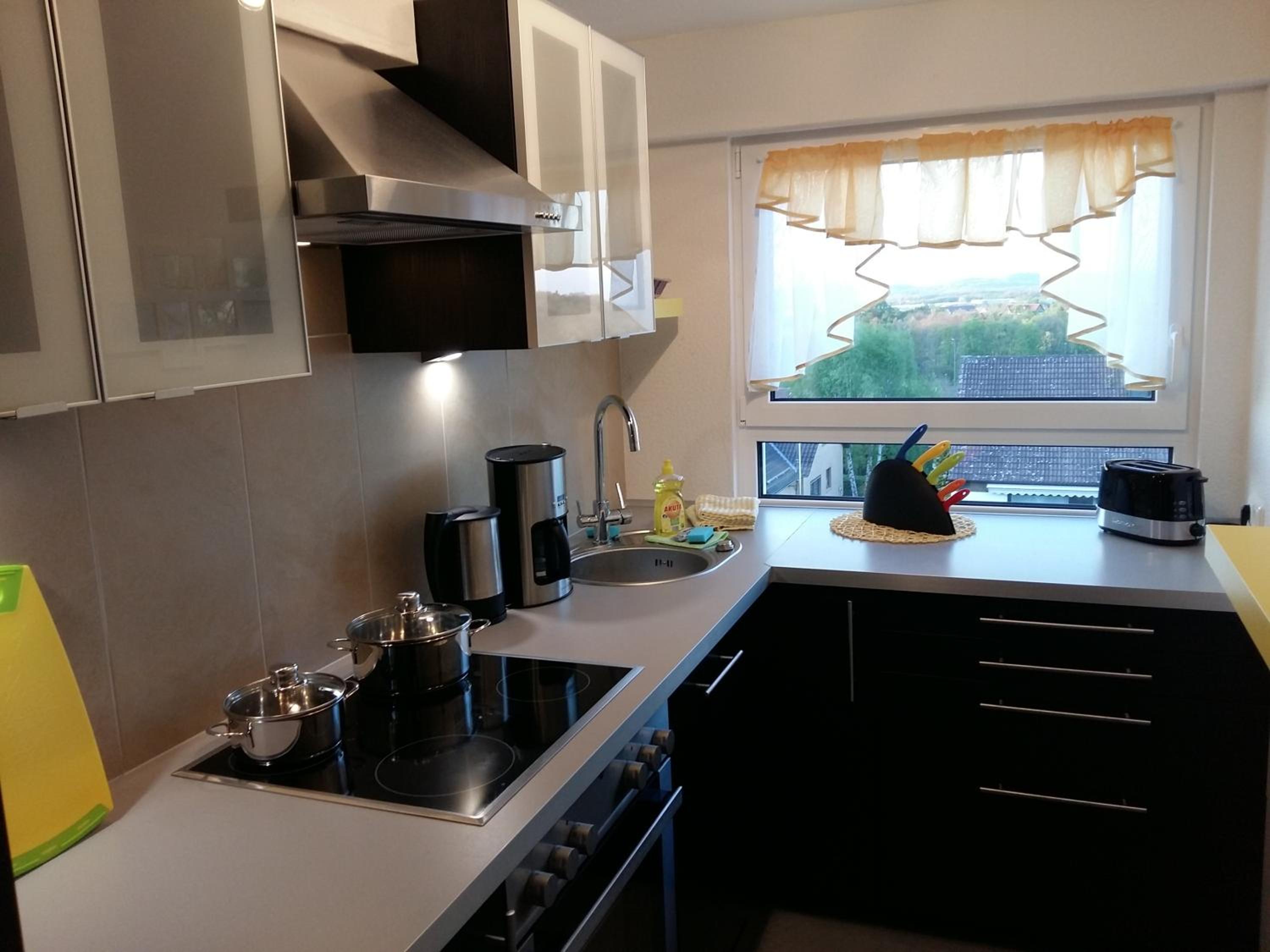 Apartment with Balcony photo 3