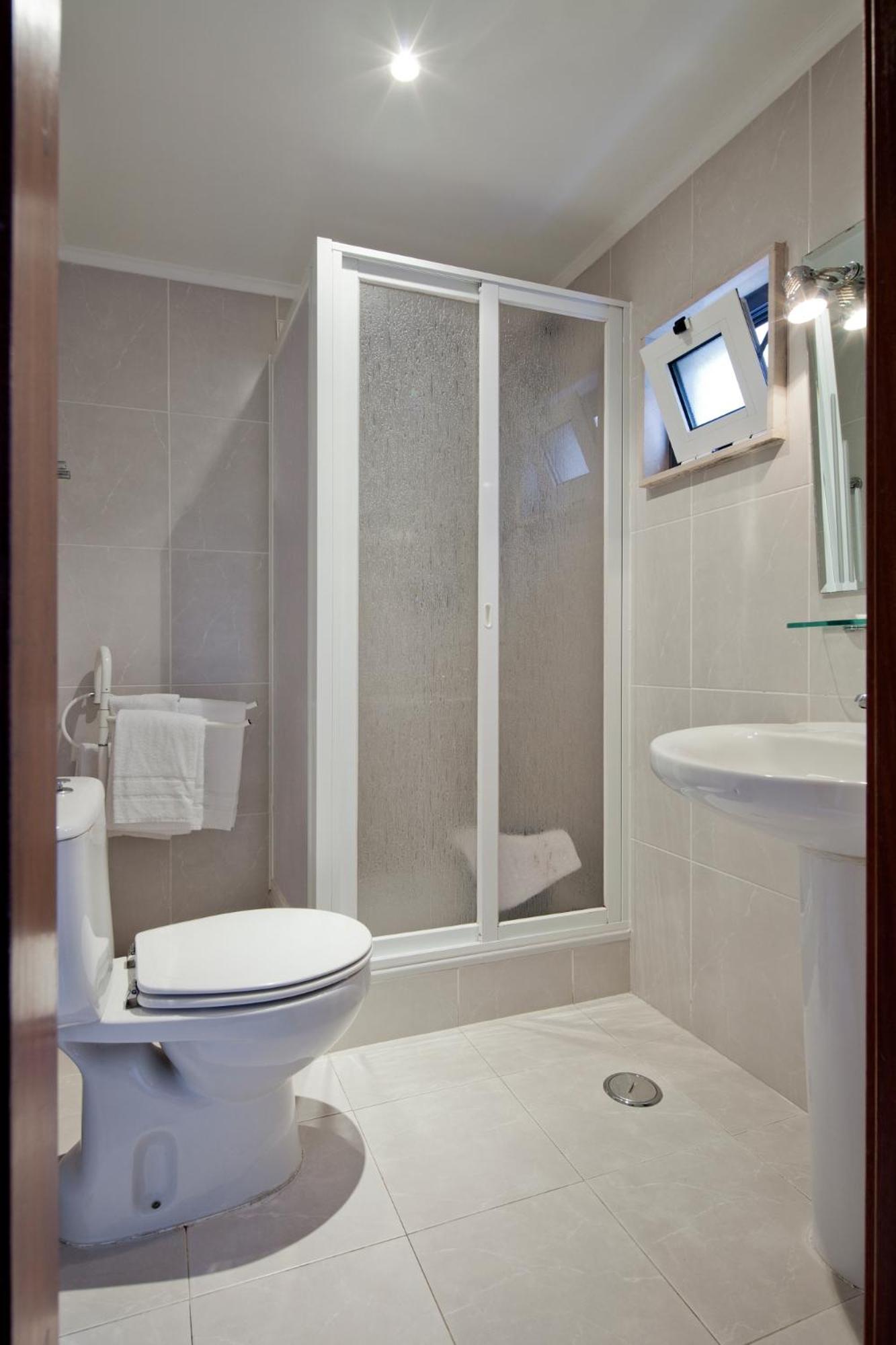 Hotel Portuense Lisboa - Photo 24