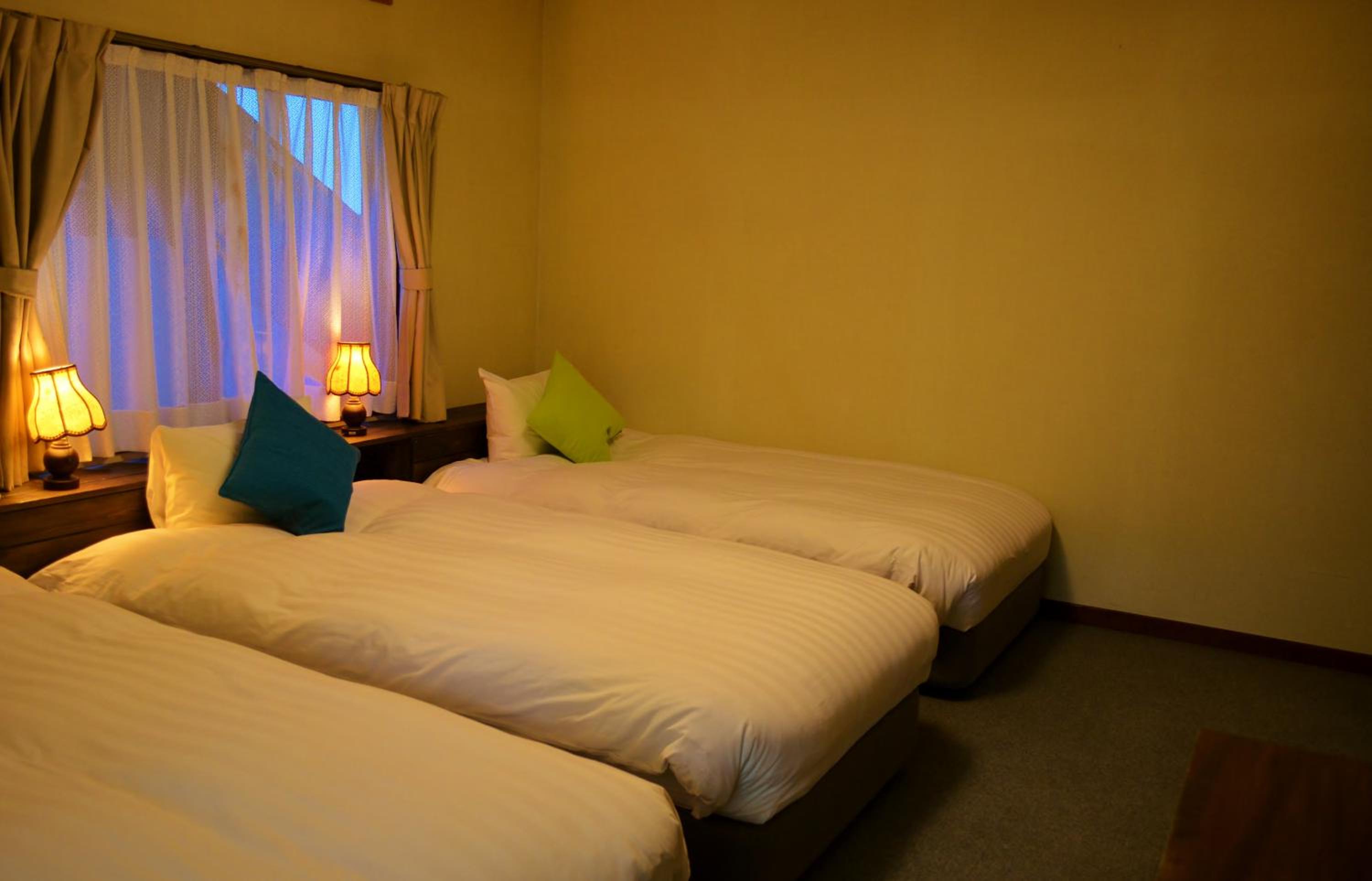 Triple Room with Private Bathroom