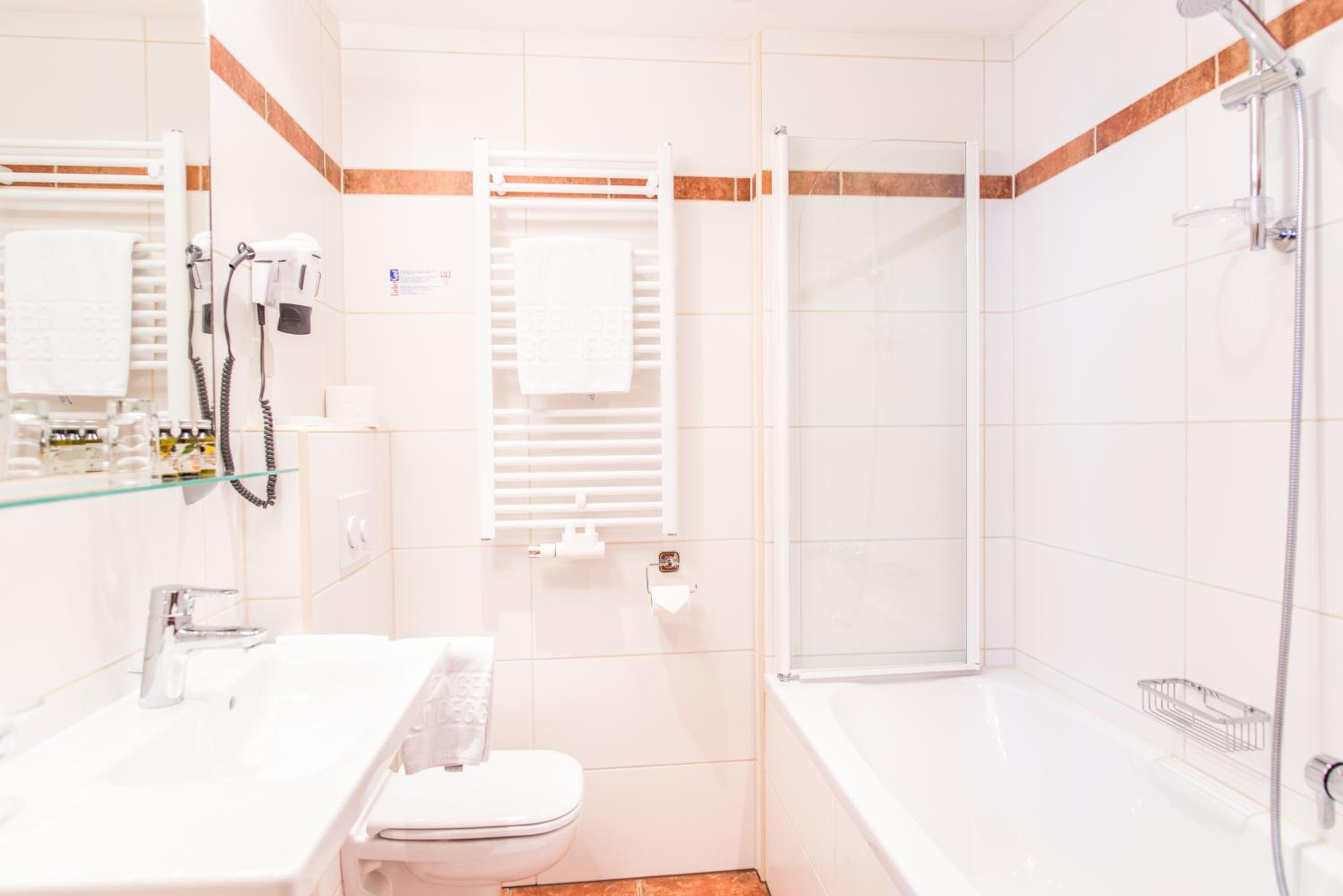 Double Room - Photo 2
