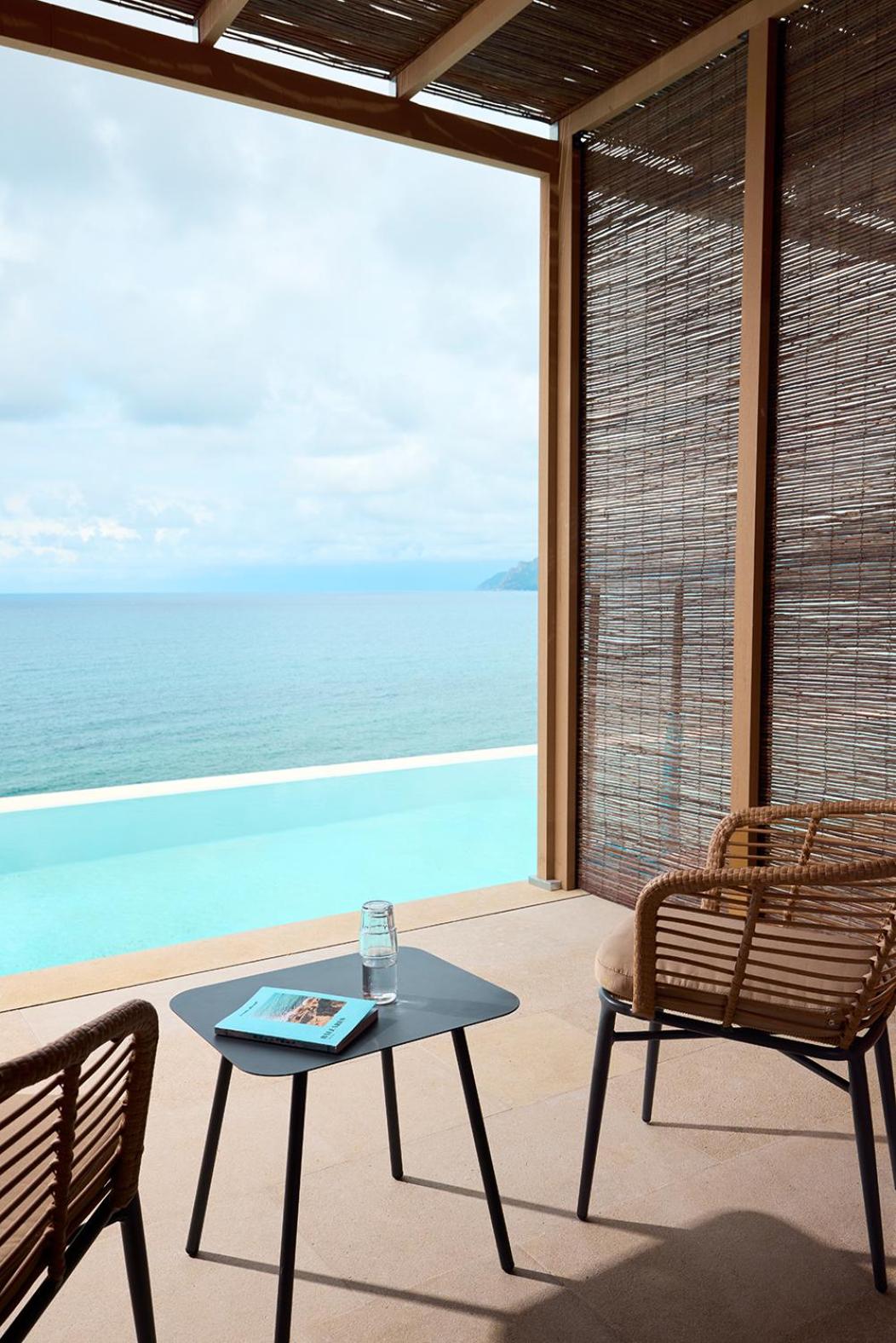 Swim Up Premium (Non Smoking)