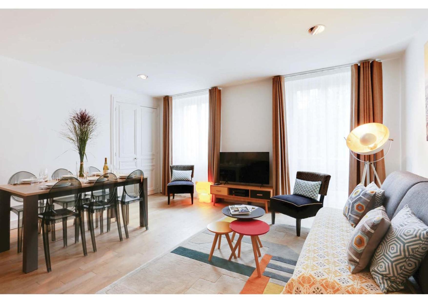 Three-Bedroom Deluxe Apartment photo 1