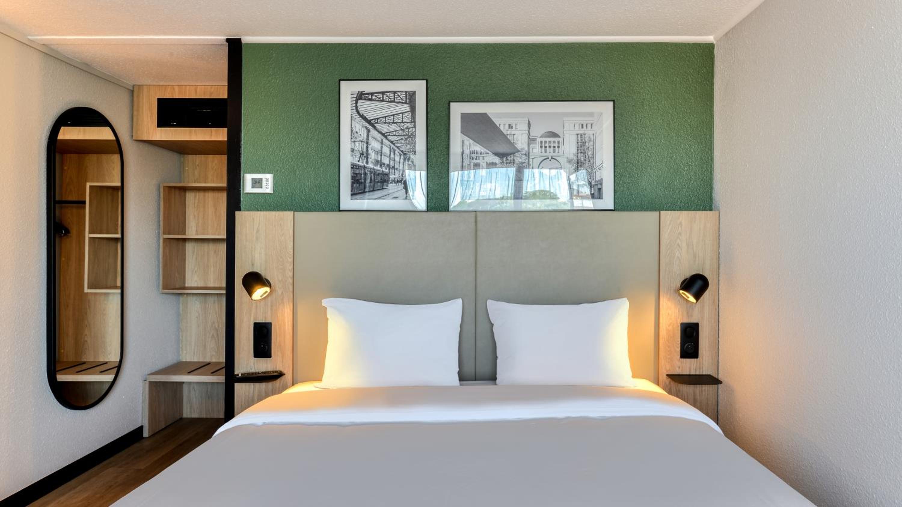 Standard Room - 1 Queen Bed - Photo 7
