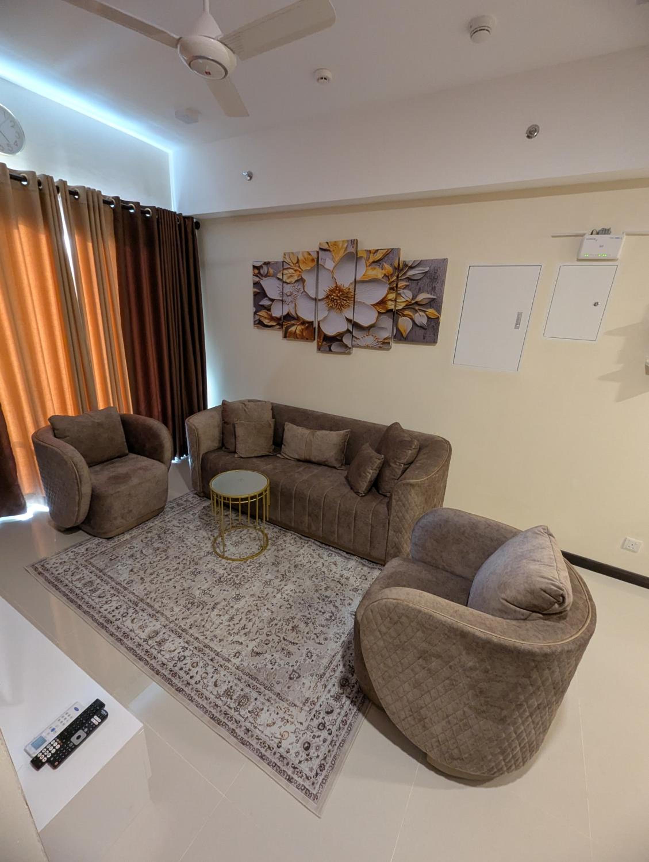 Two-Bedroom Apartment photo 2