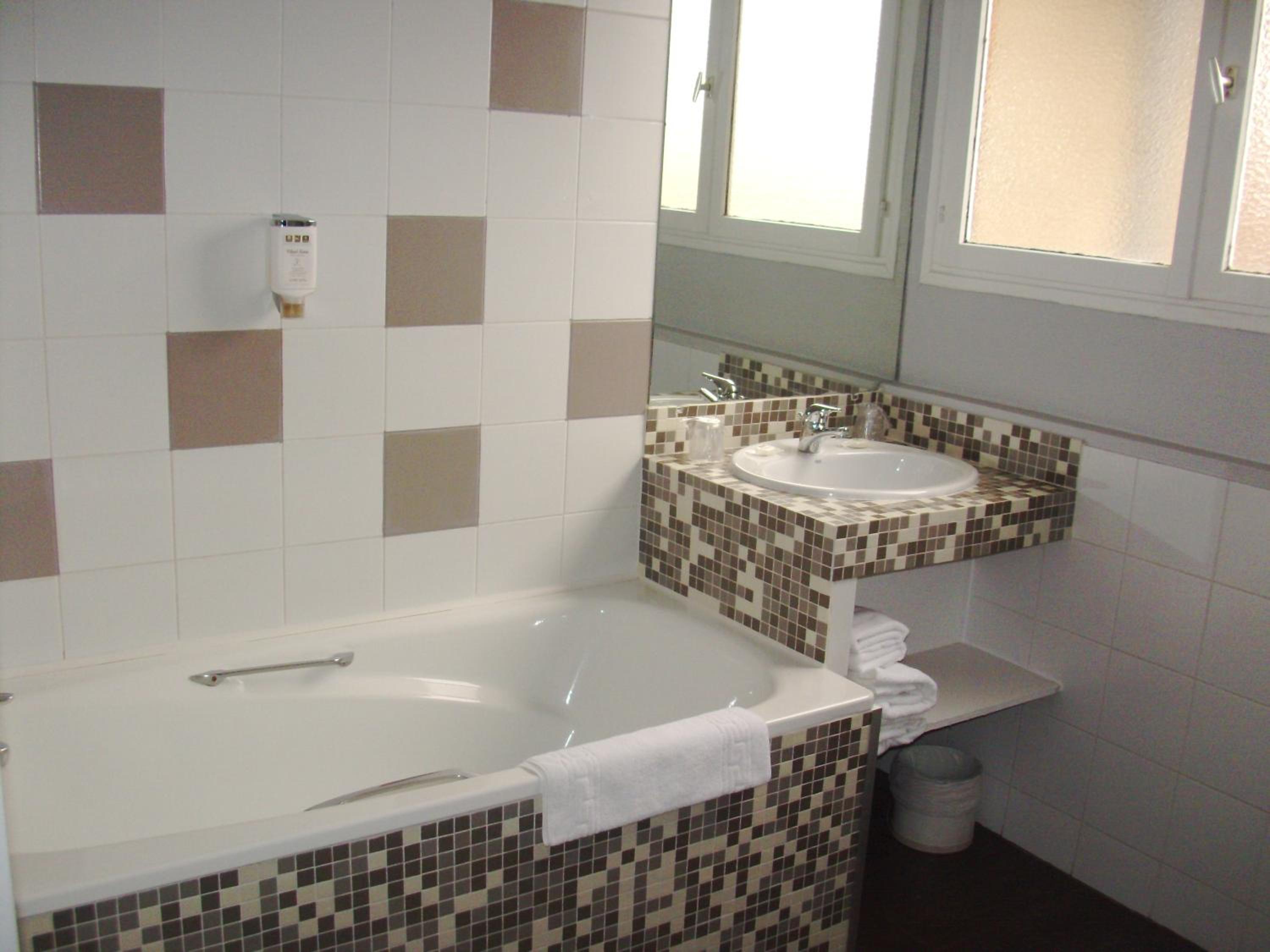 Superior Double Room - Photo 2