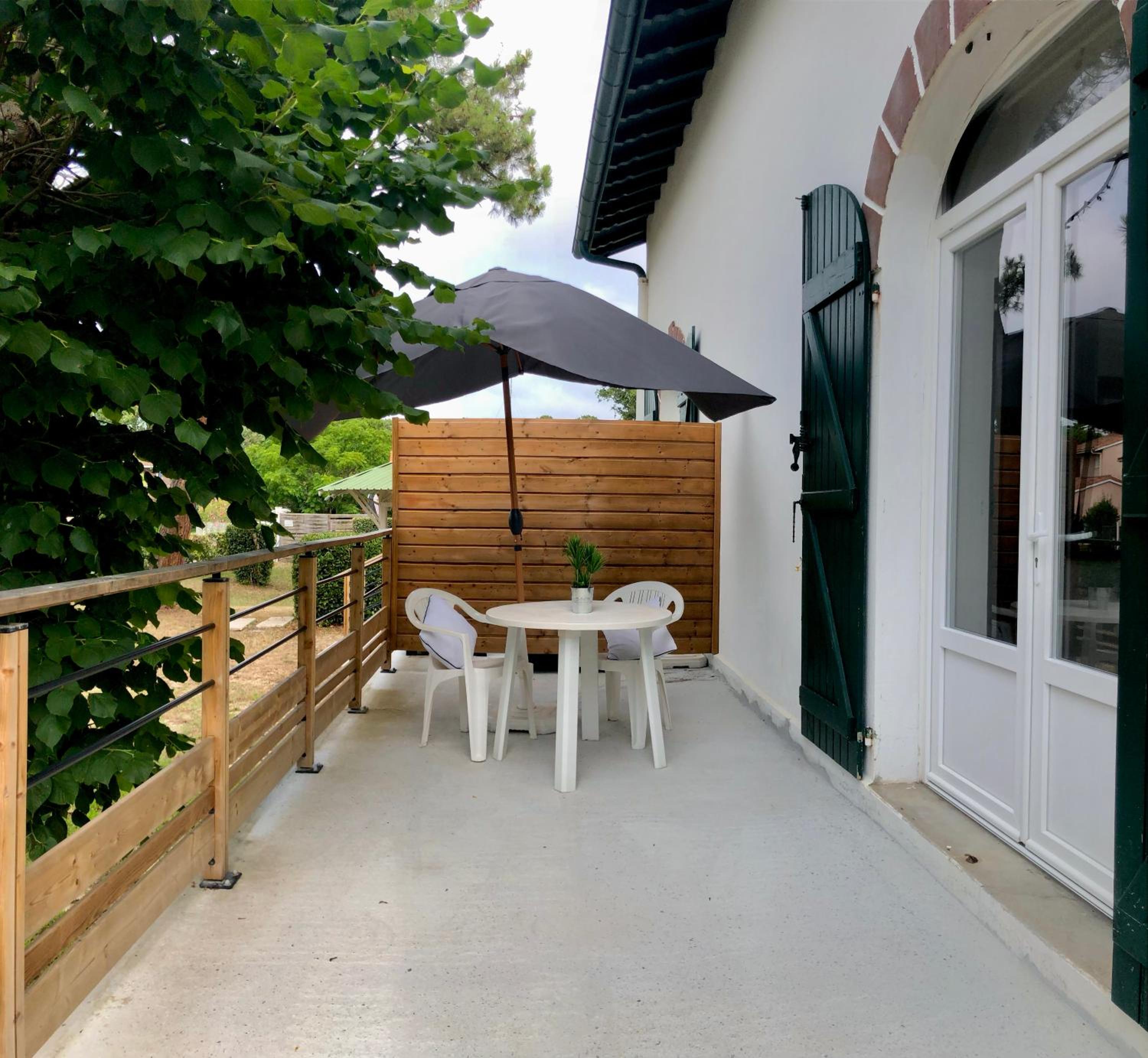 Apartment with Terrace