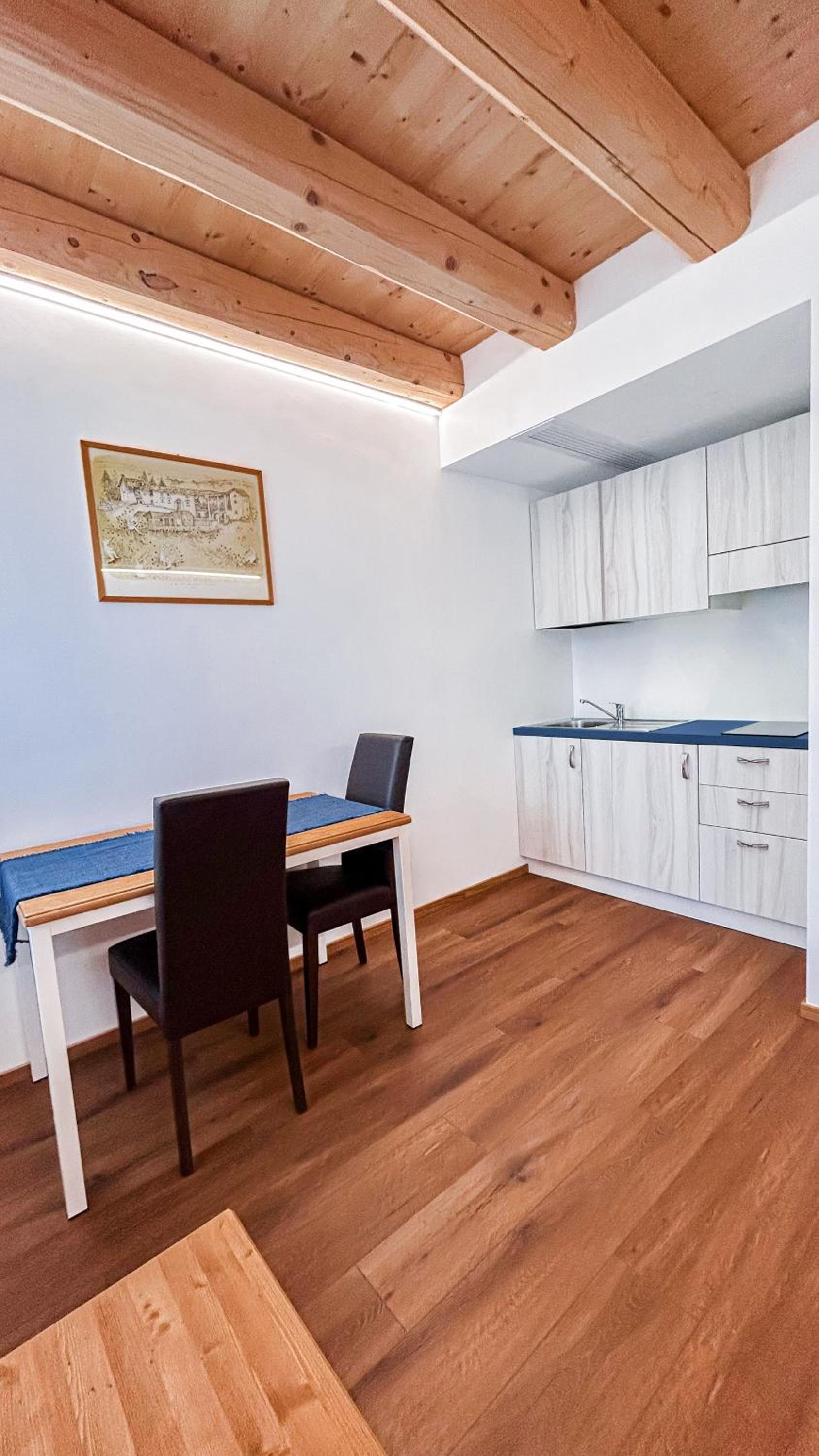 Large Double Room photo 2