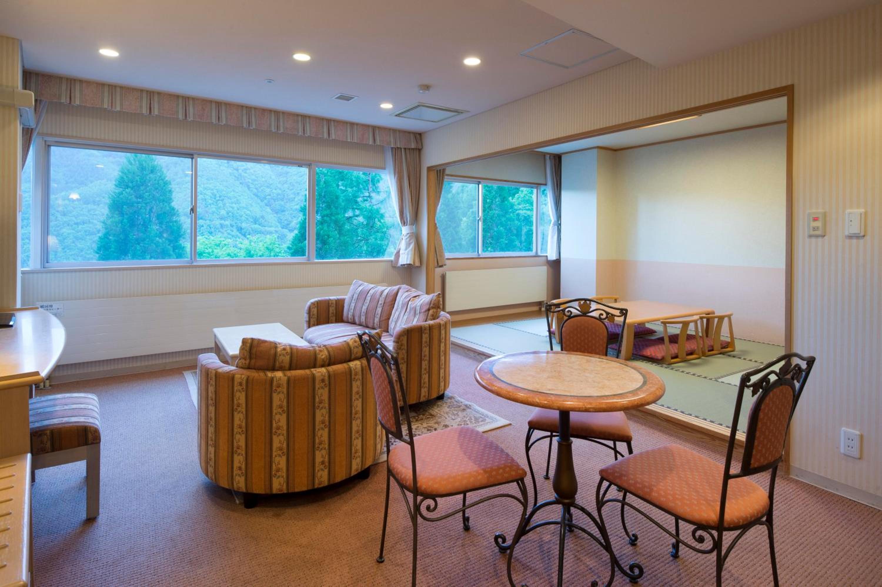 Standard Room with Tatami Area - Non-Smoking