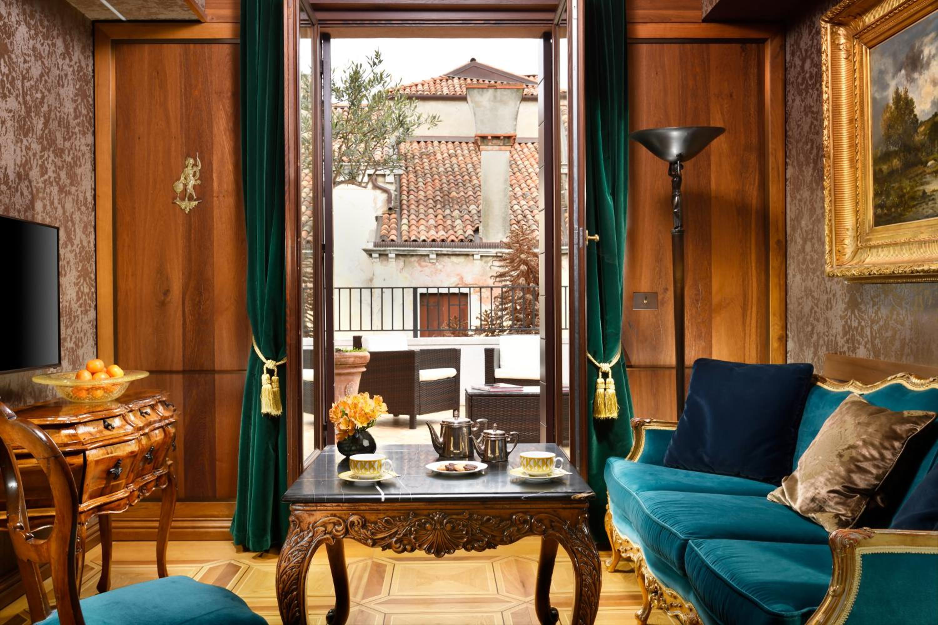 Suite Deluxe with Terrace