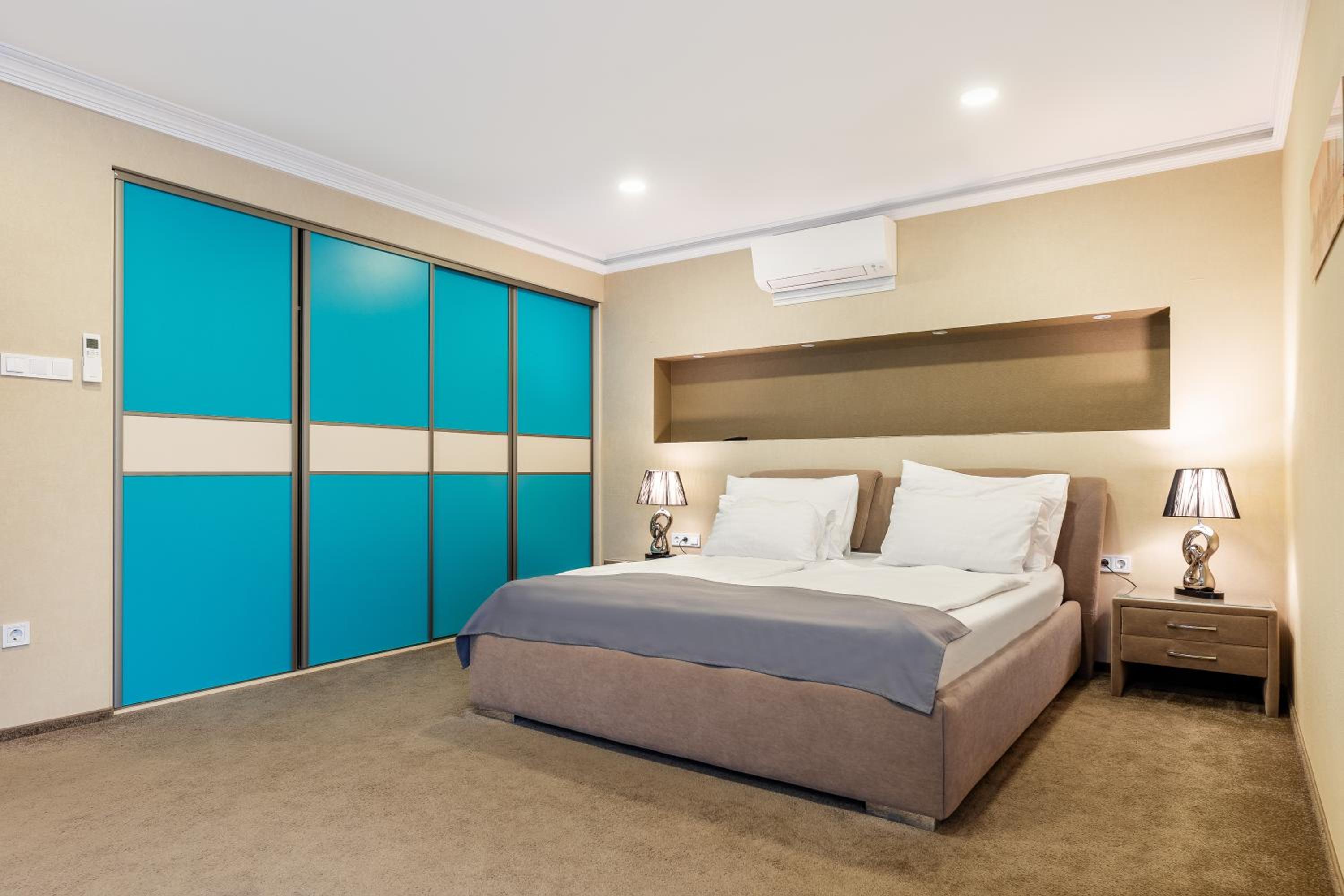 Executive Suite photo 2