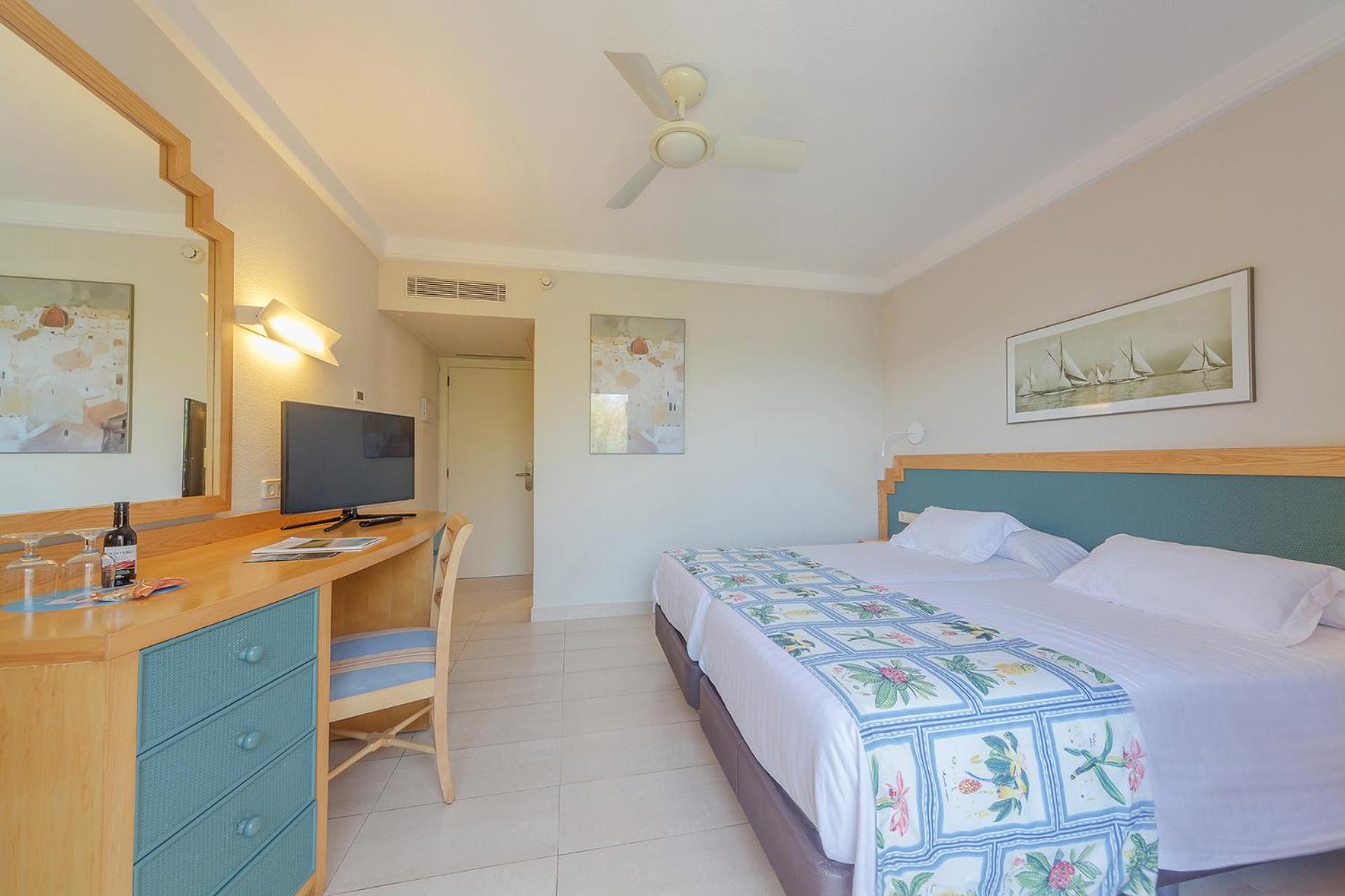 Economy Double or Twin Room - Photo 2
