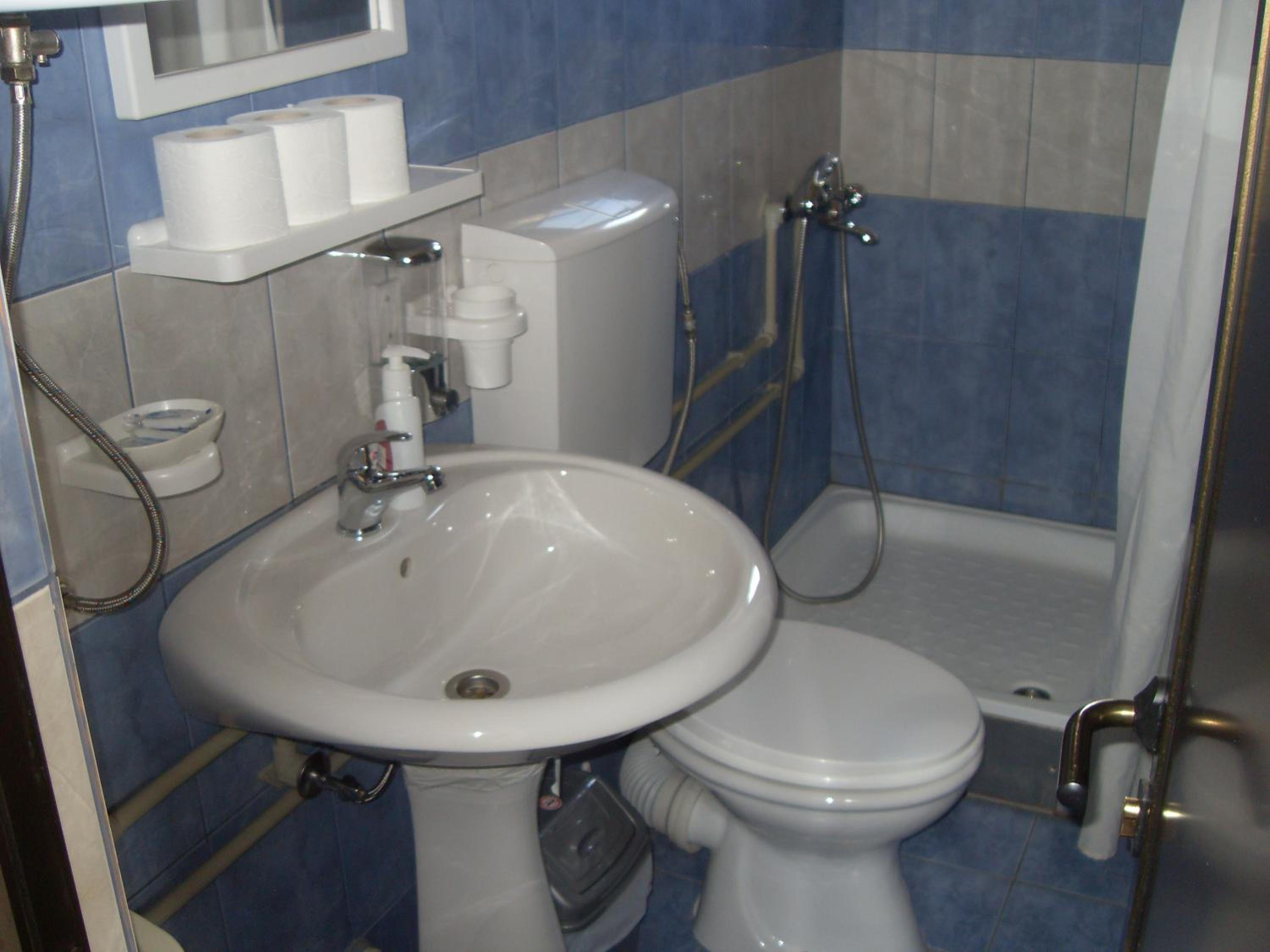 Triple Room - Photo 15