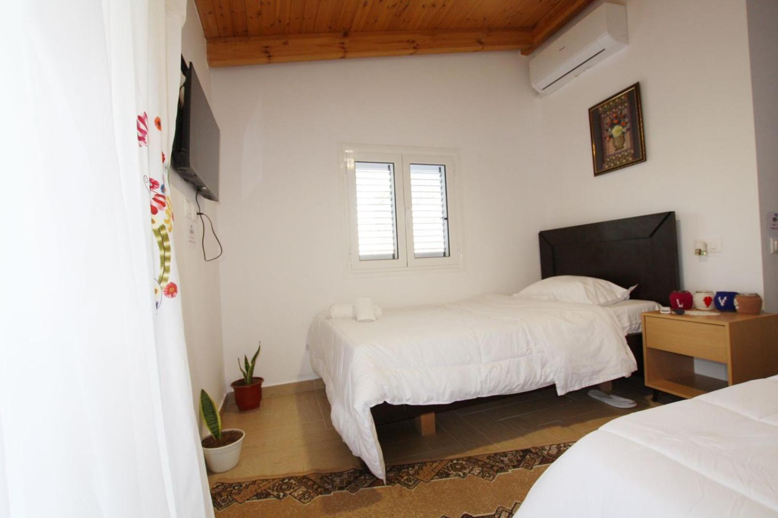 Twin Room with Mountain View photo 3