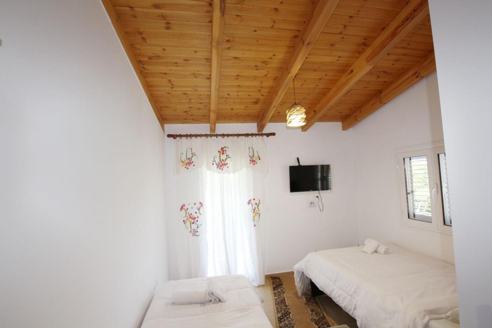 Twin Room with Mountain View