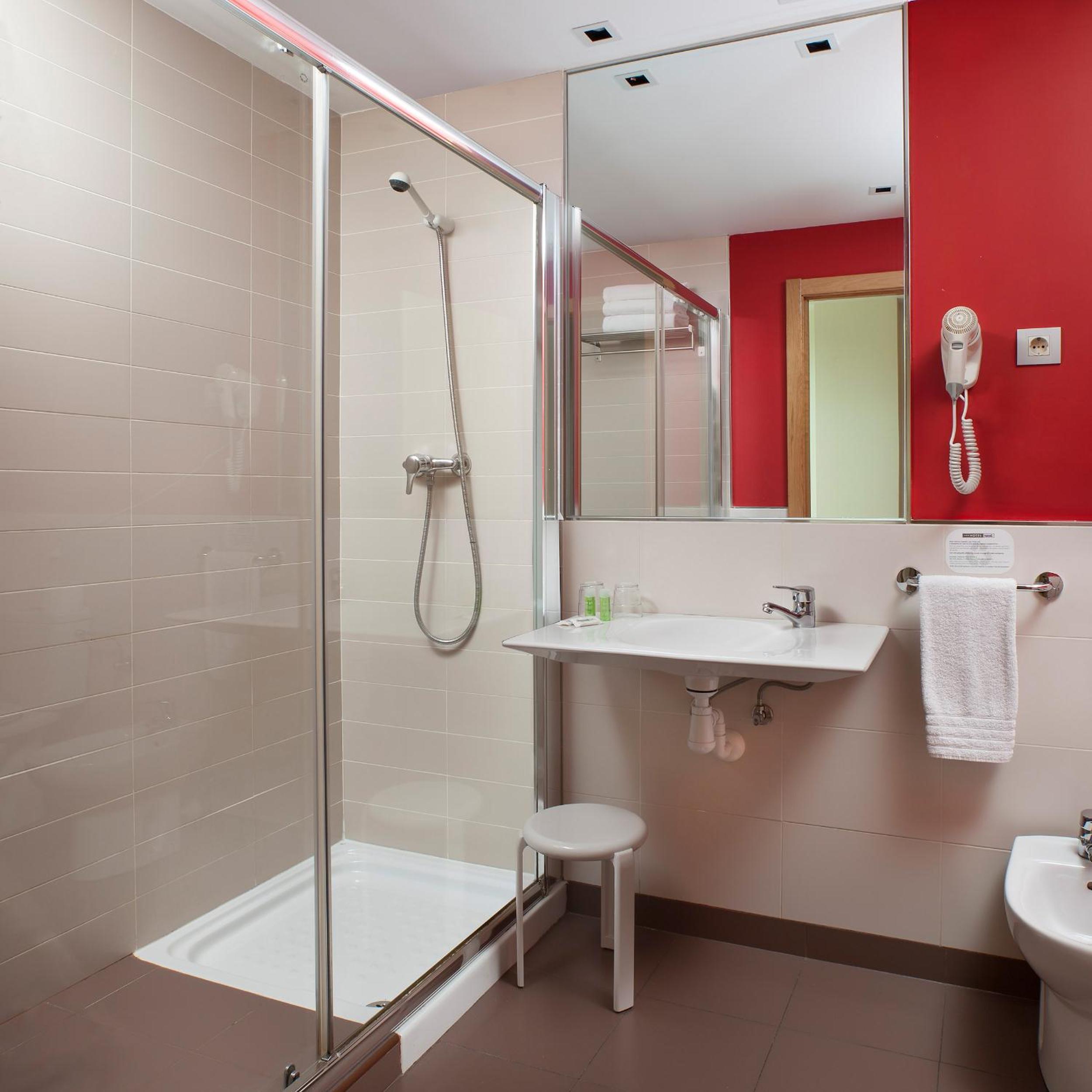 Twin Room - 2 Beds - Photo 4