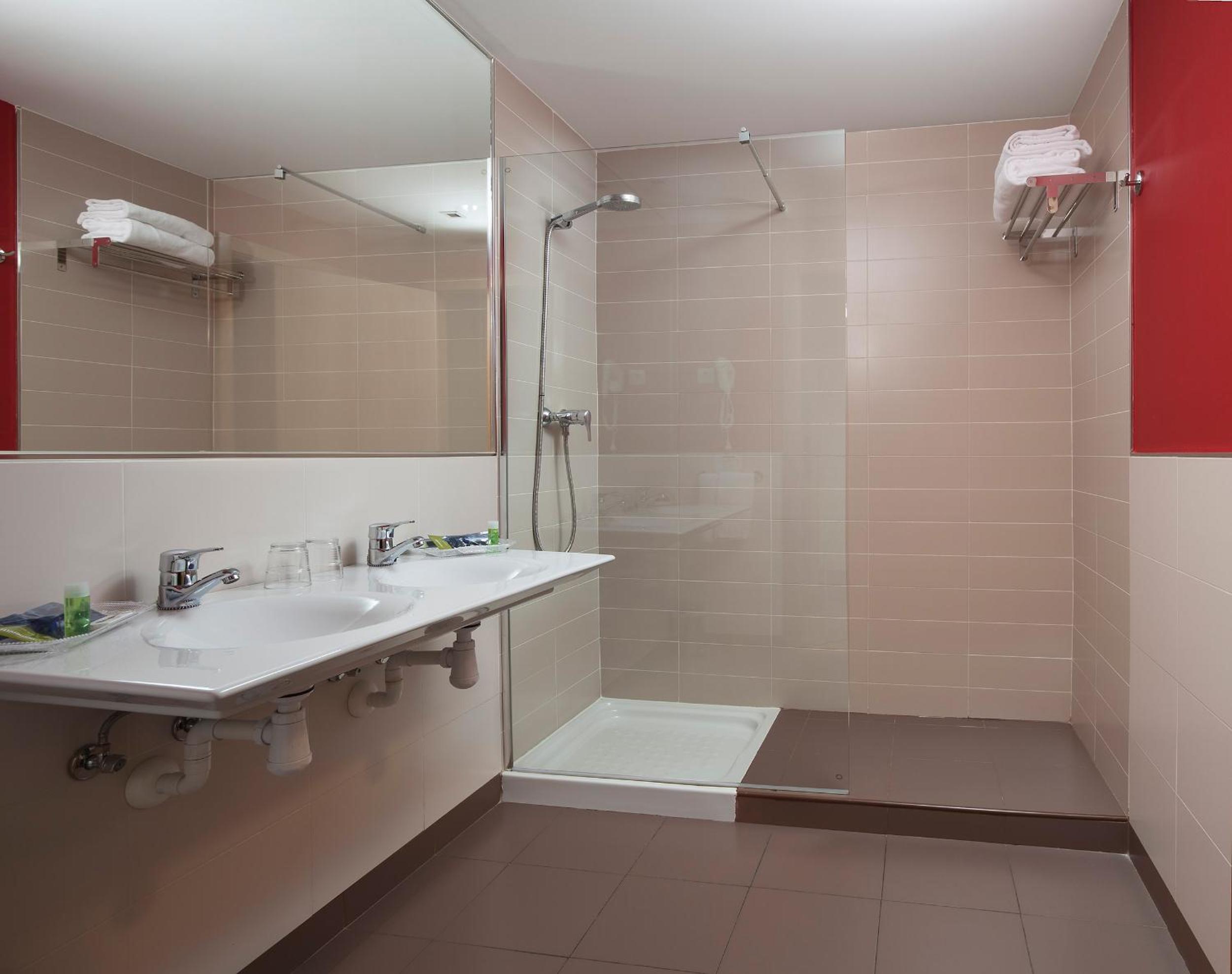 Twin Room - 2 Beds - Photo 3