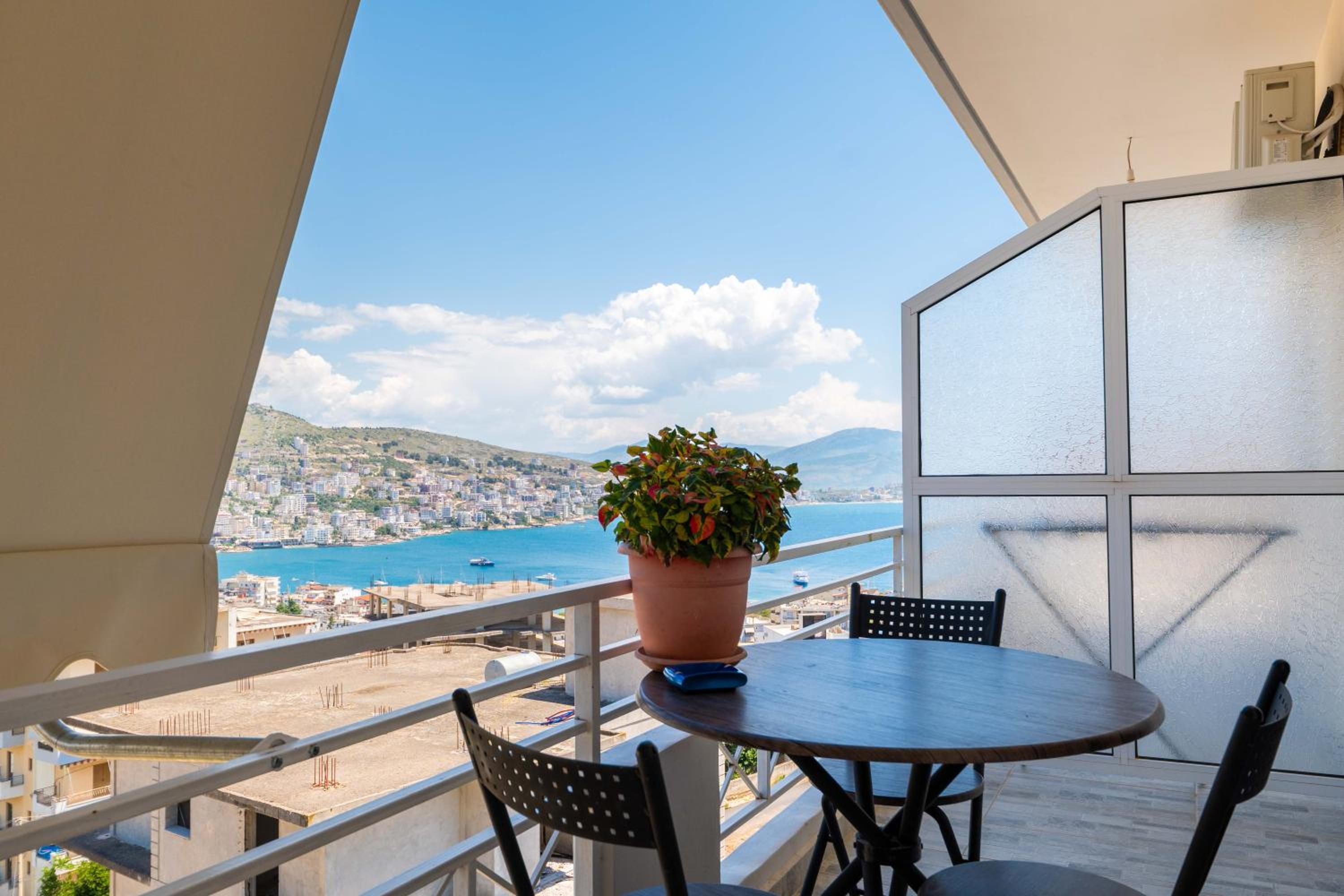 Apartment with Sea View