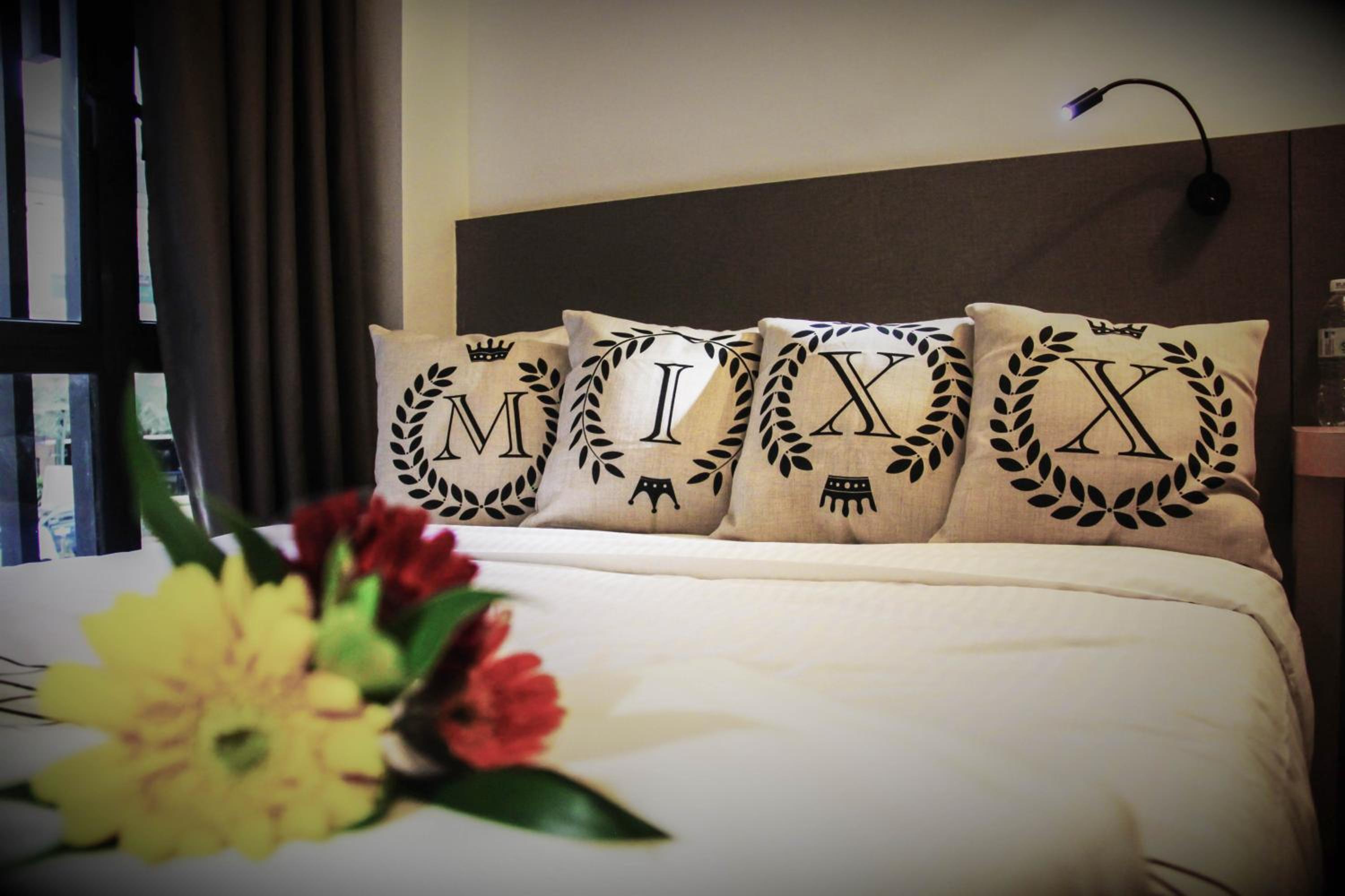 Deluxe Queen Room photo 3