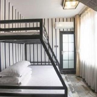 Comfort Triple Room with Shower