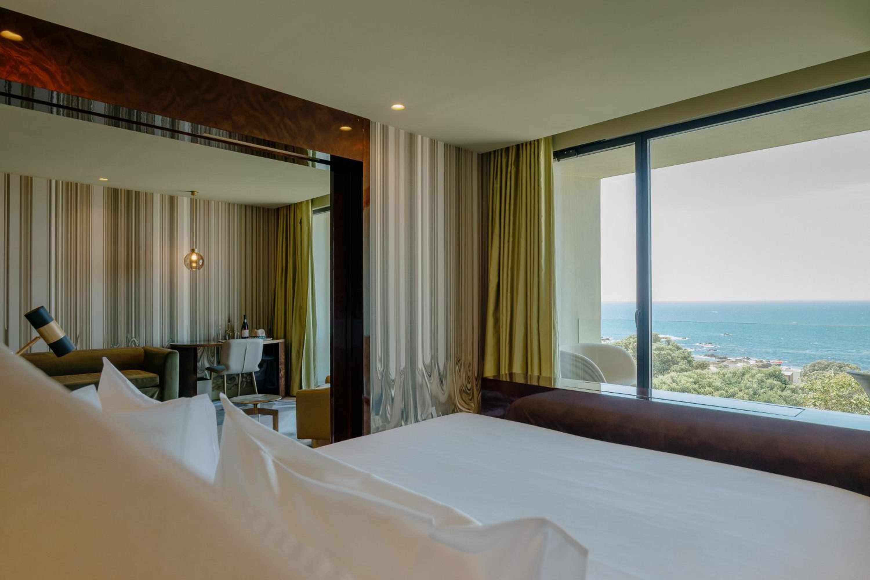 Suite with Sea View
