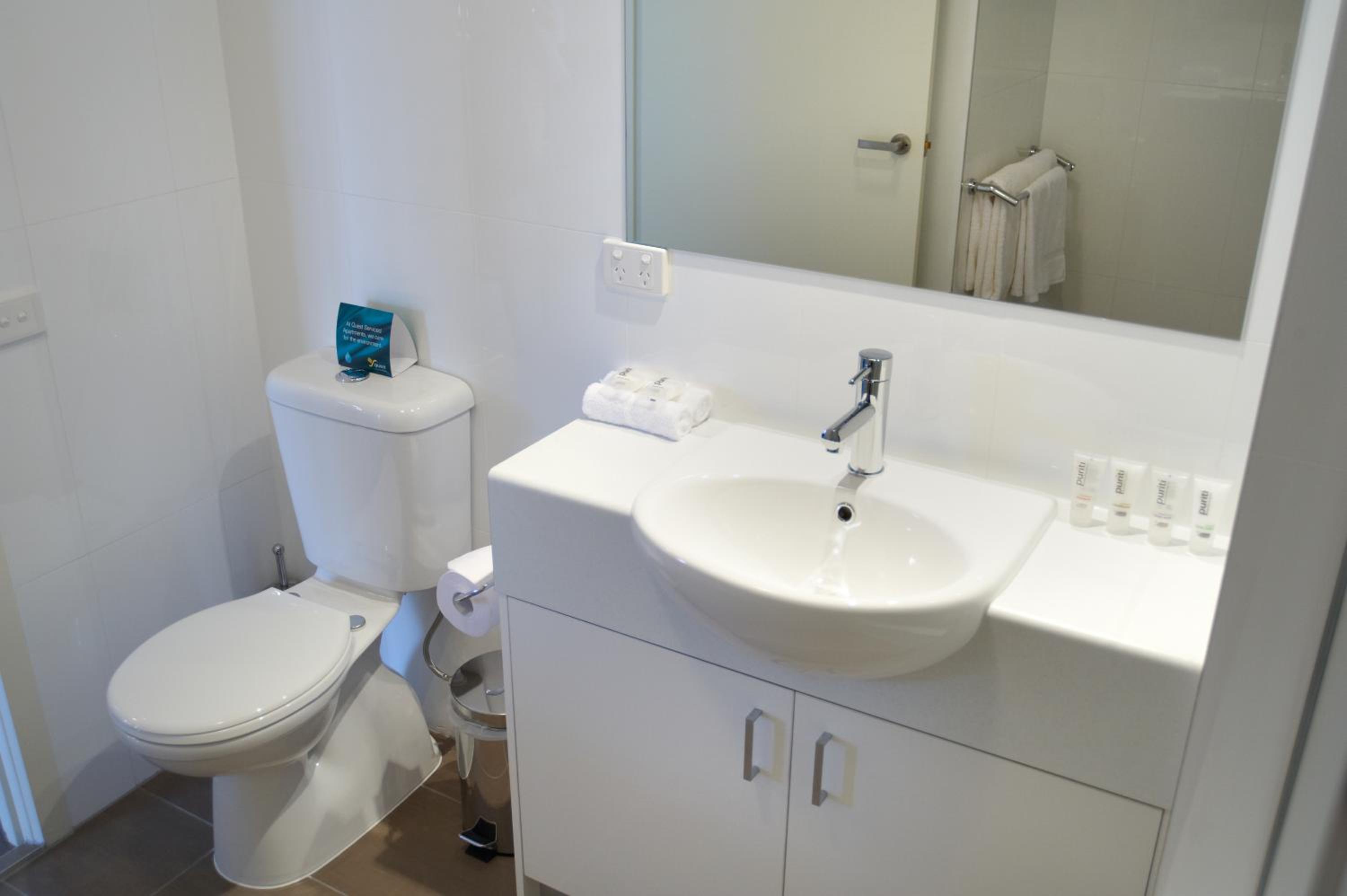 One-Bedroom Apartment - Photo 7