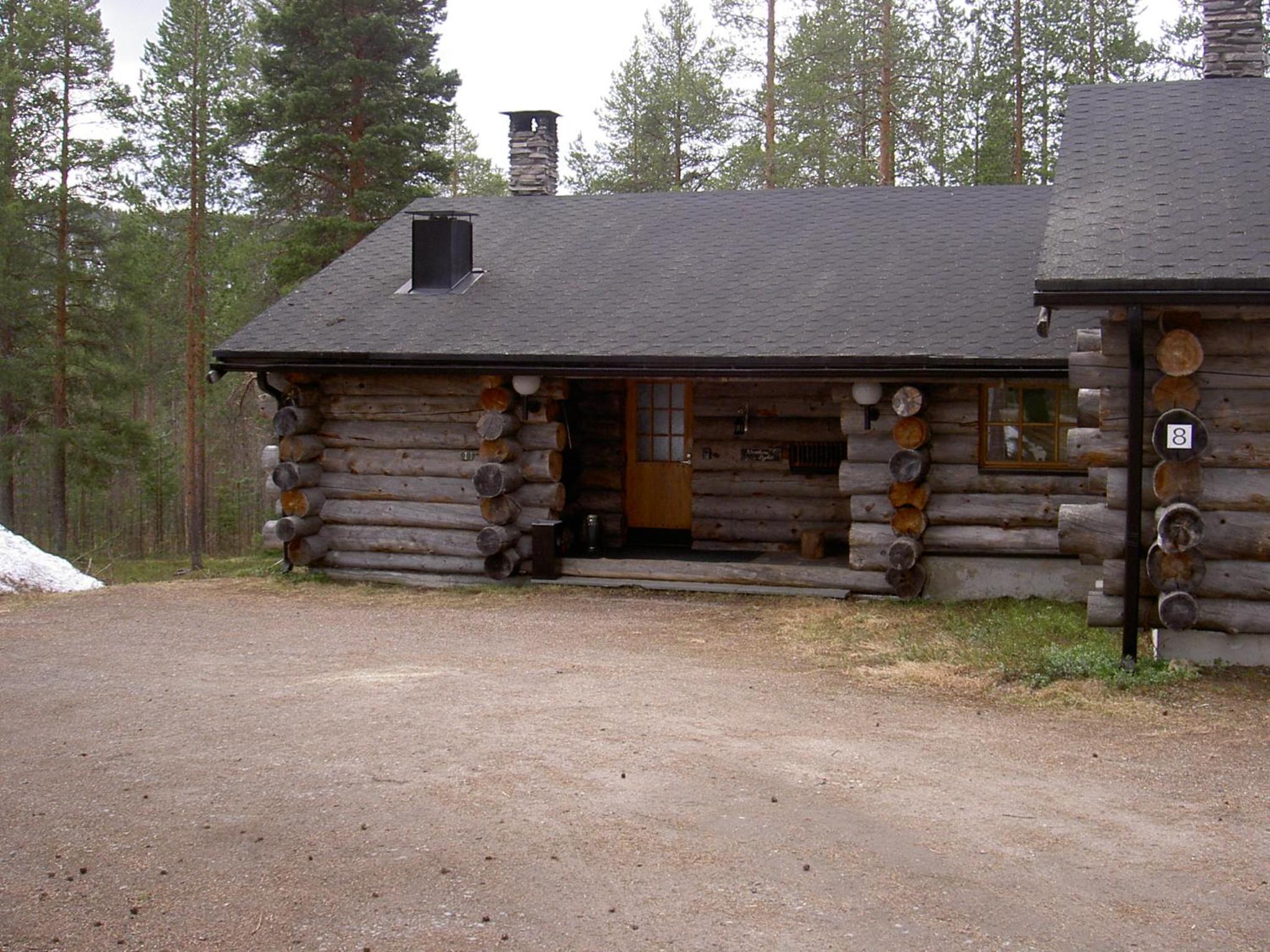 Two-Bedroom House photo 2