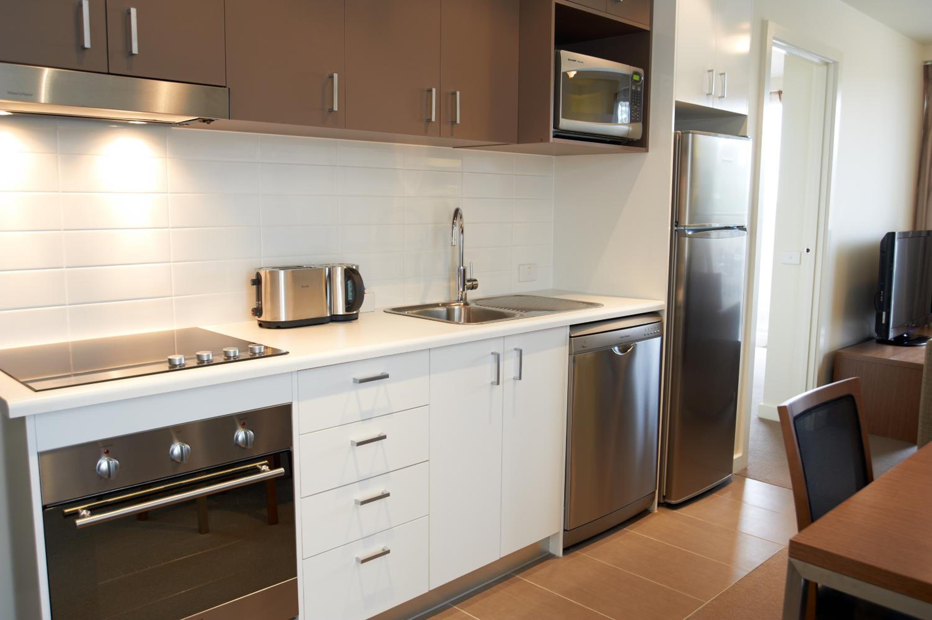 One-Bedroom Apartment - Photo 3
