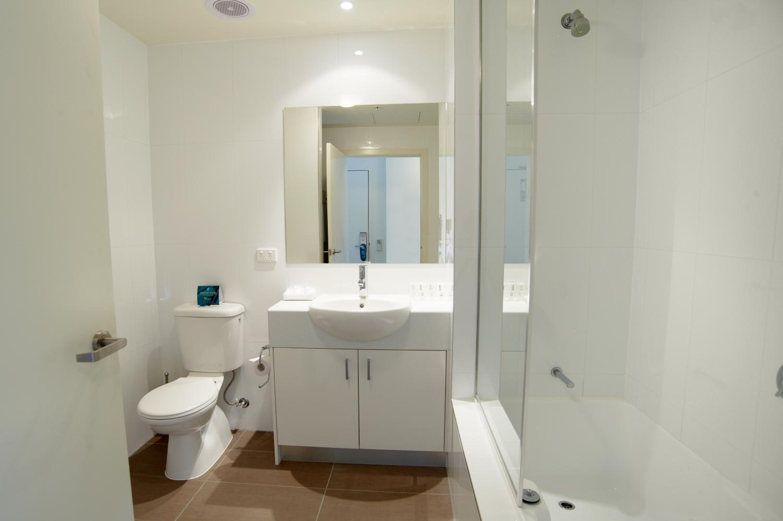 Two-Bedroom Apartment - Photo 4