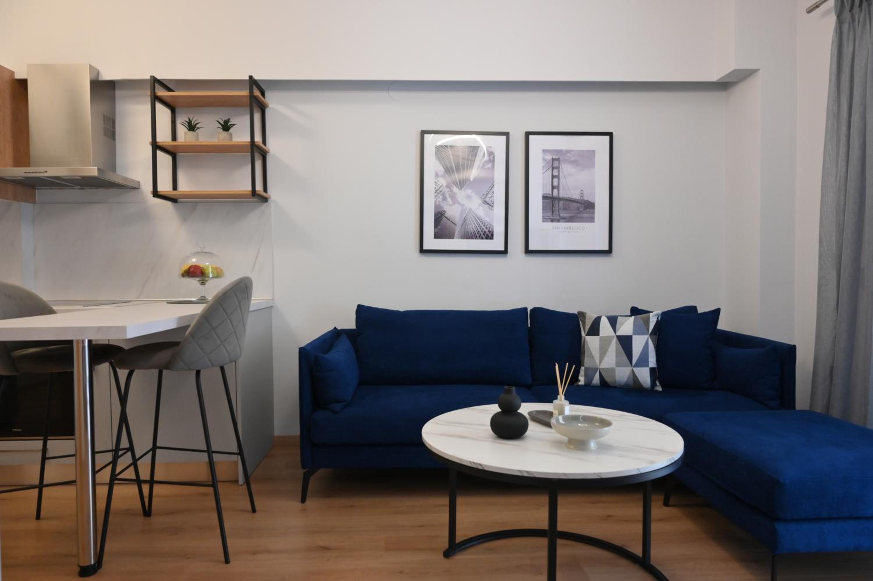 Deluxe One-Bedroom Apartment with City View