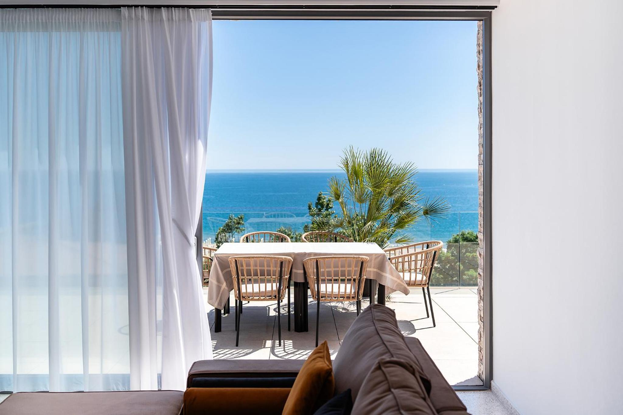 Two-Bedroom Apartment - Oceanfront