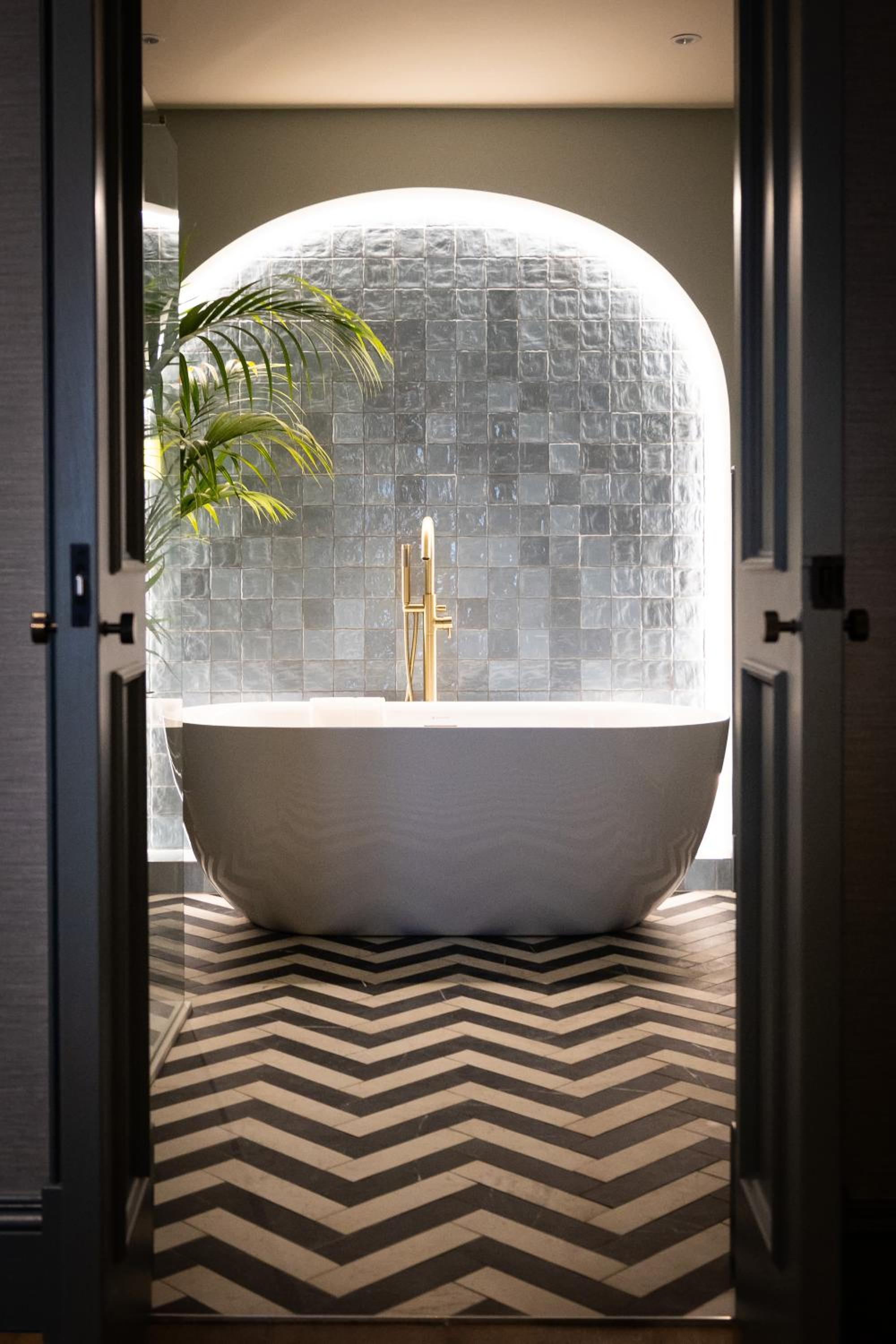 Deluxe Double Room with Bath photo 1