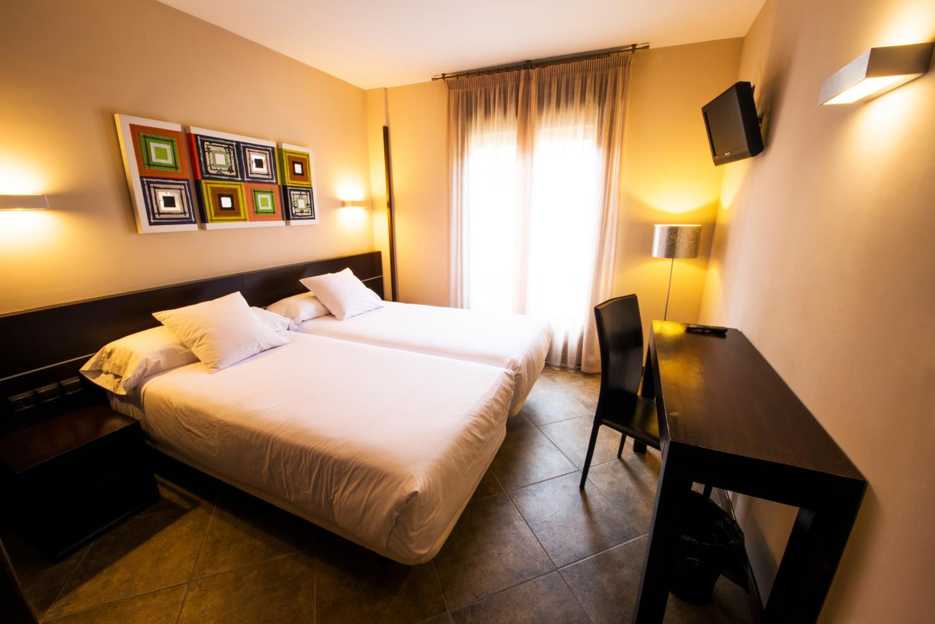 Standard Room photo 3