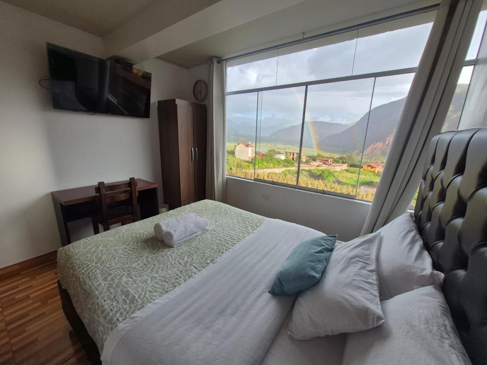 Standard Single Room with Mountain View