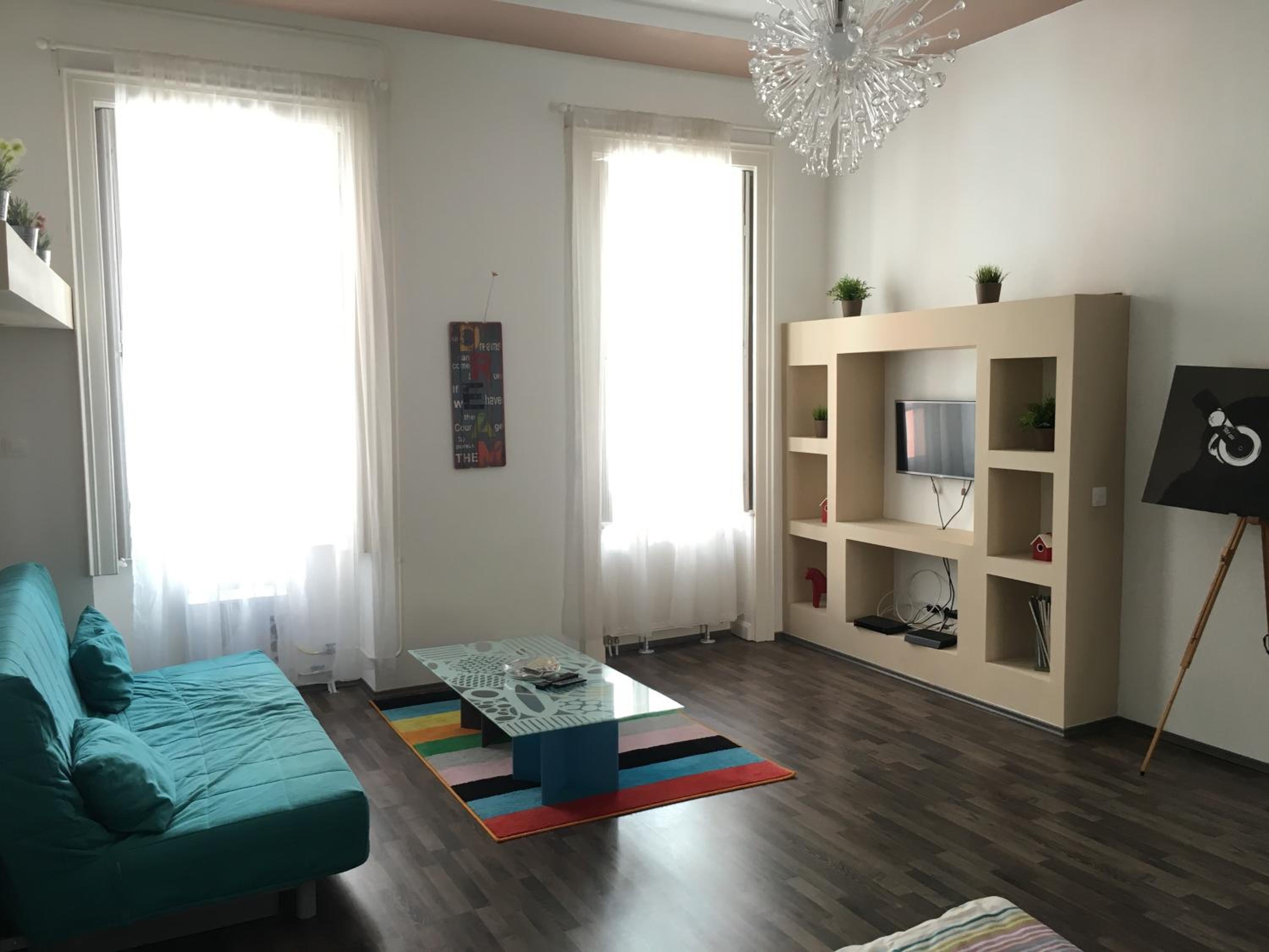 Apartment - Photo 4