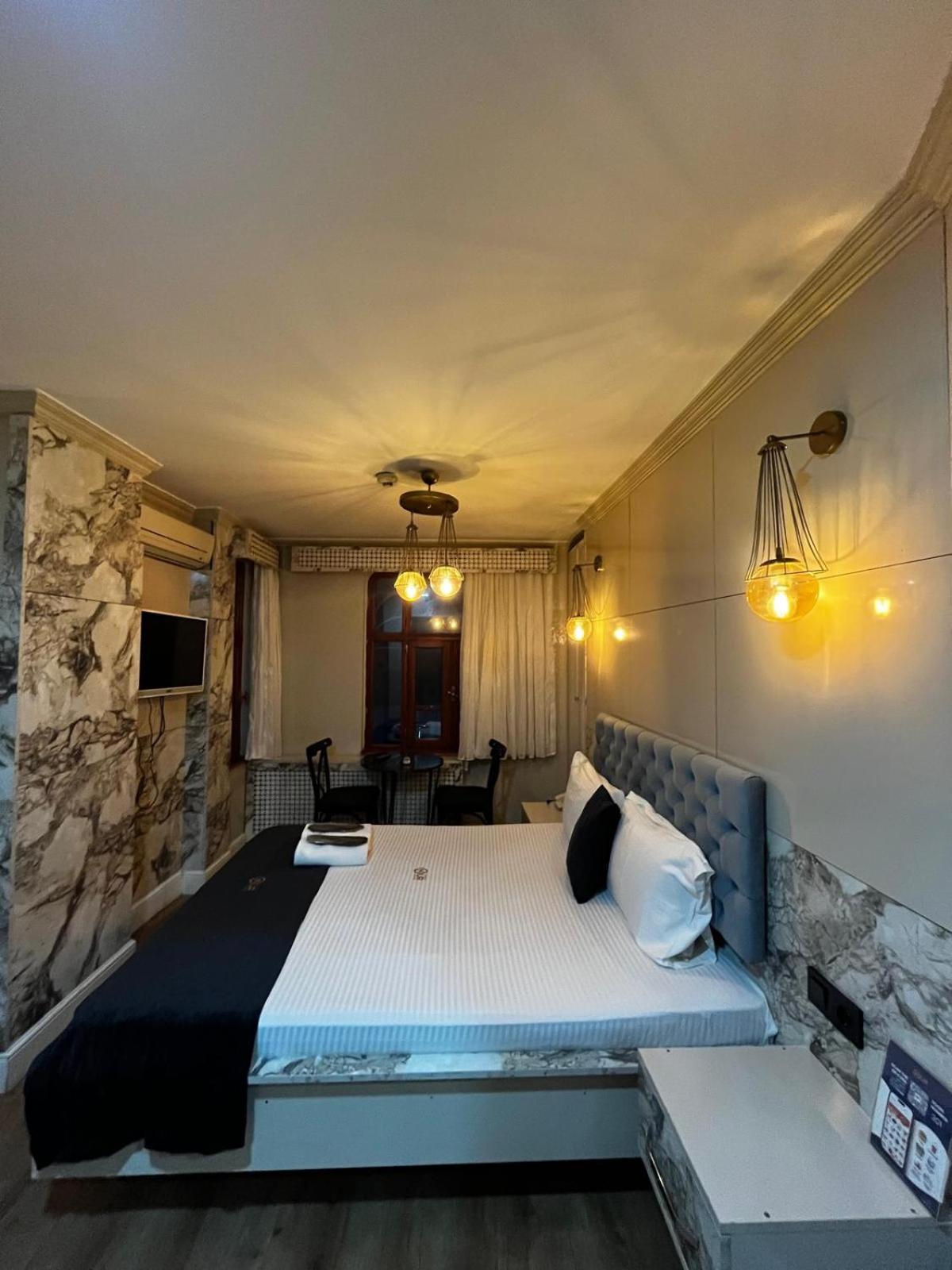 Basic Triple Room photo 1