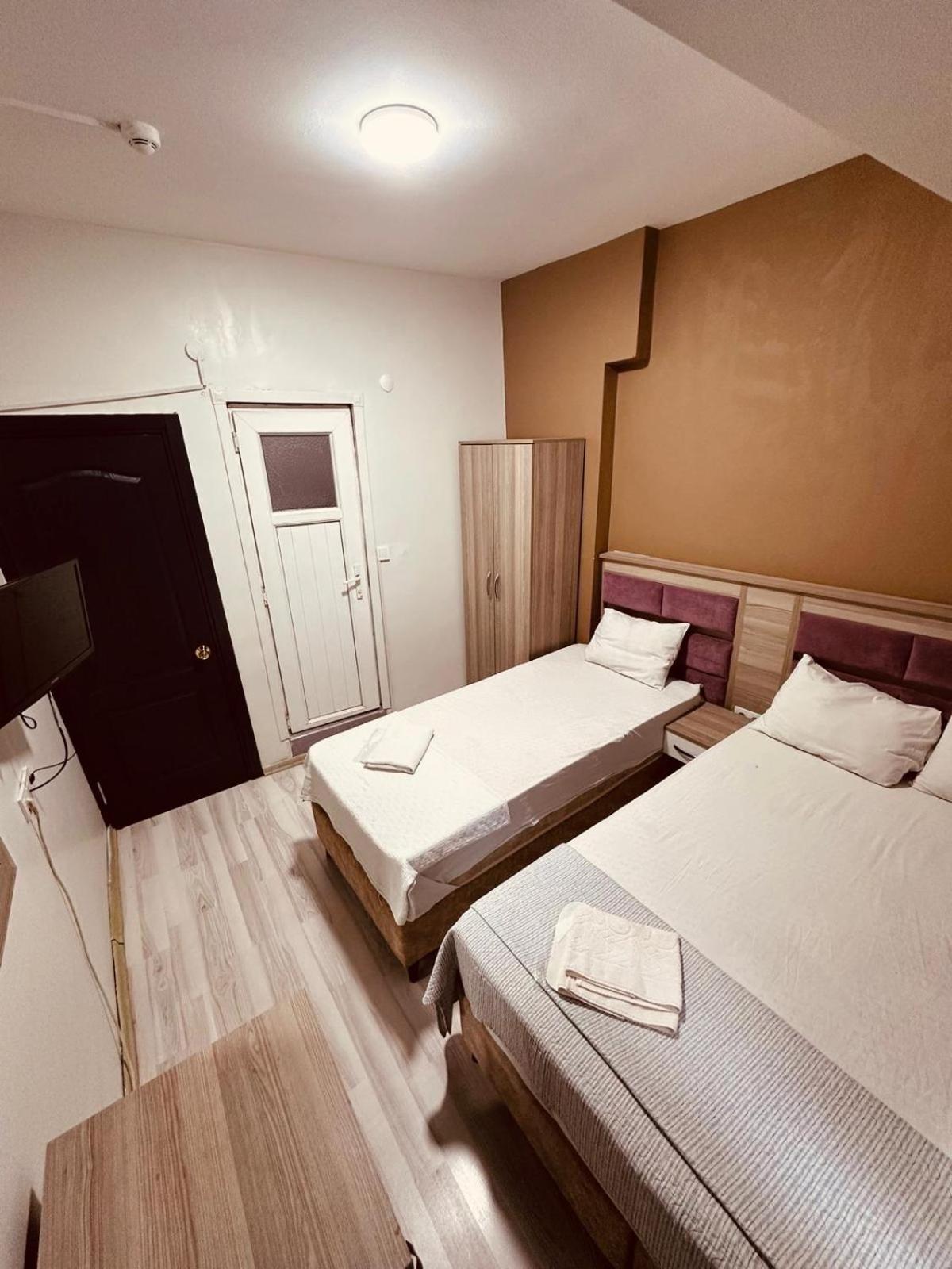 Standard Triple Room photo 3