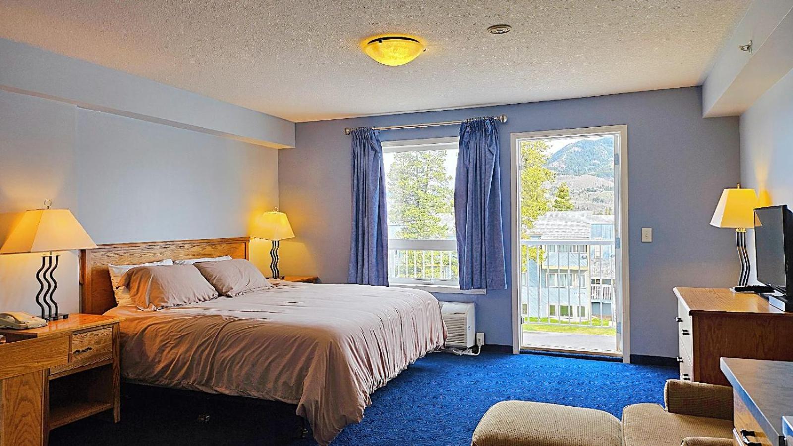 King Suite with Balcony