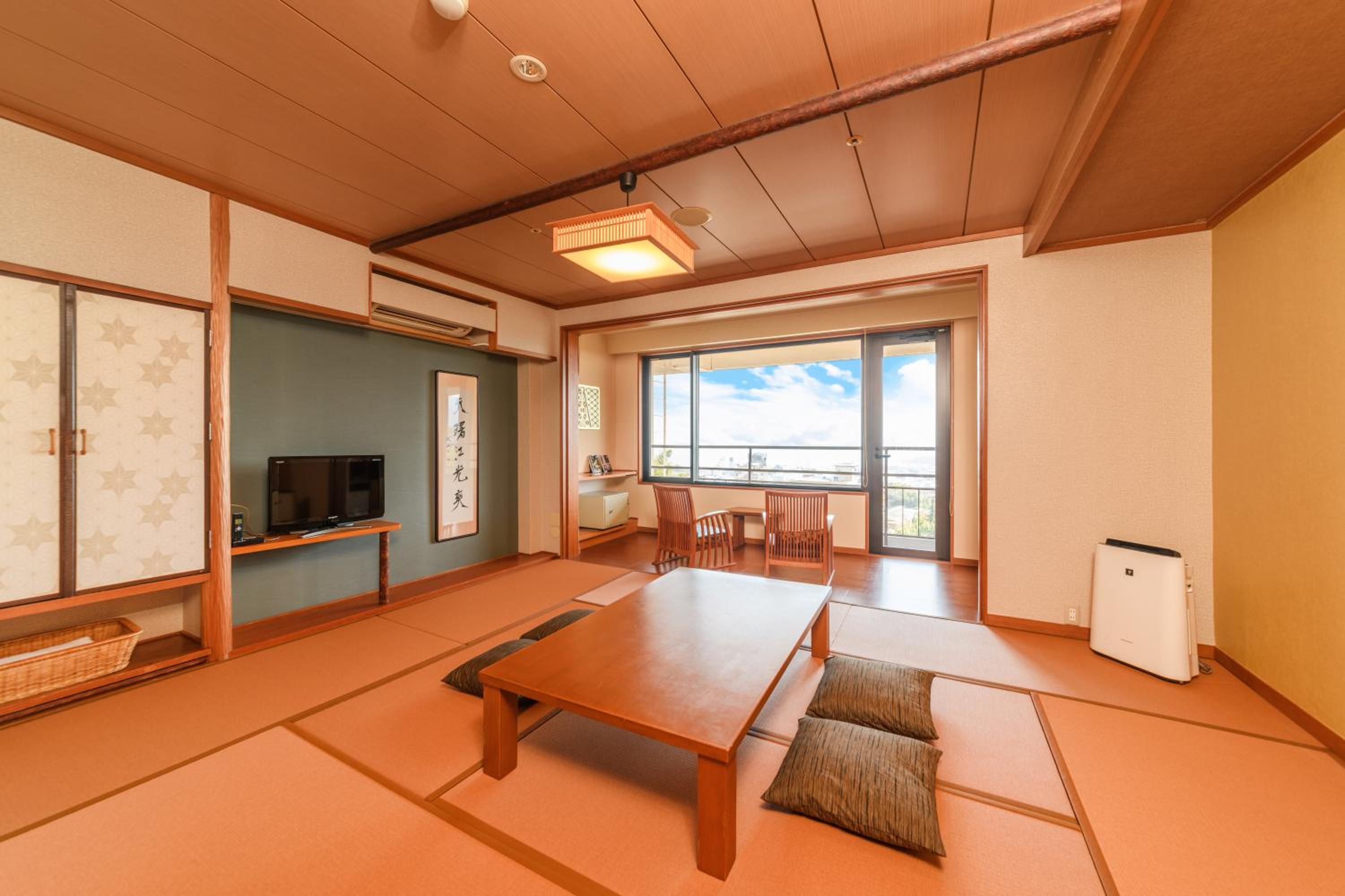 Standard Family Room