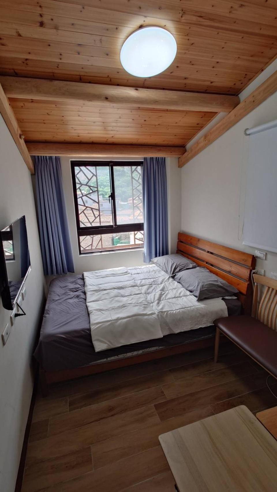 Small Double Room photo 3