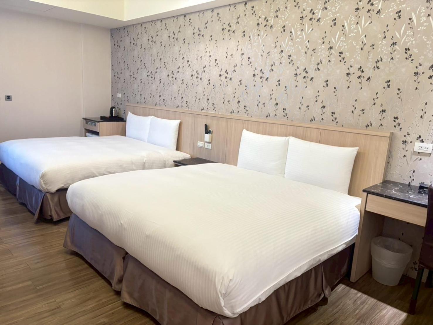 Deluxe Quadruple Room - Photo 3