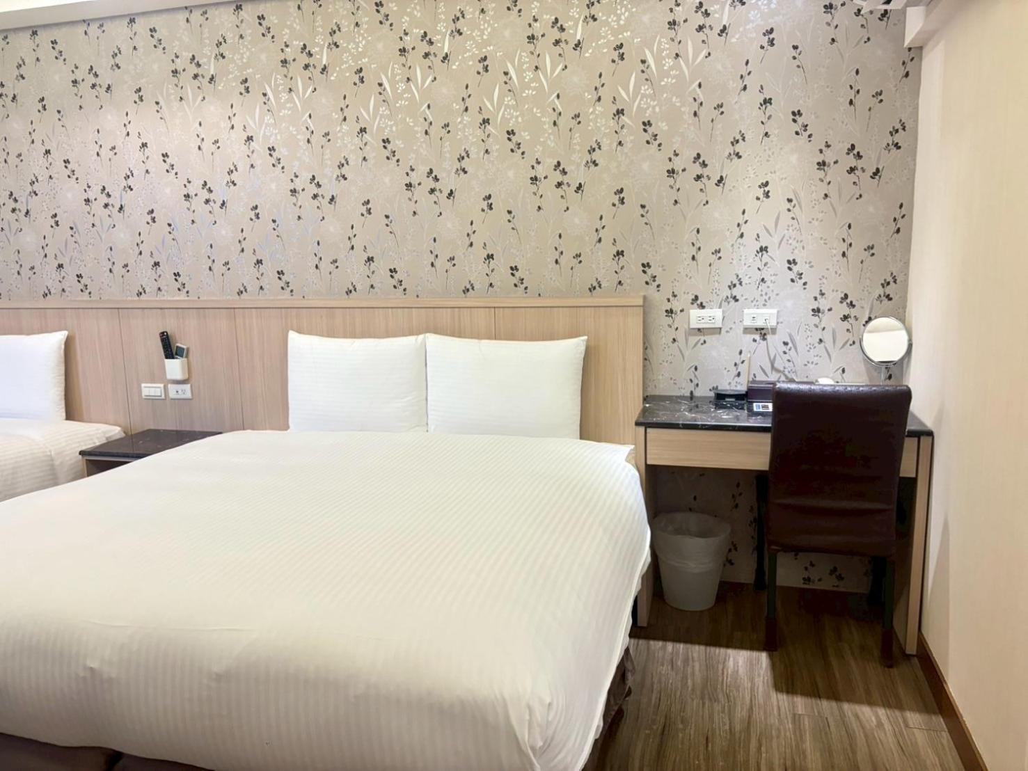 Standard Quadruple Room - Photo 4