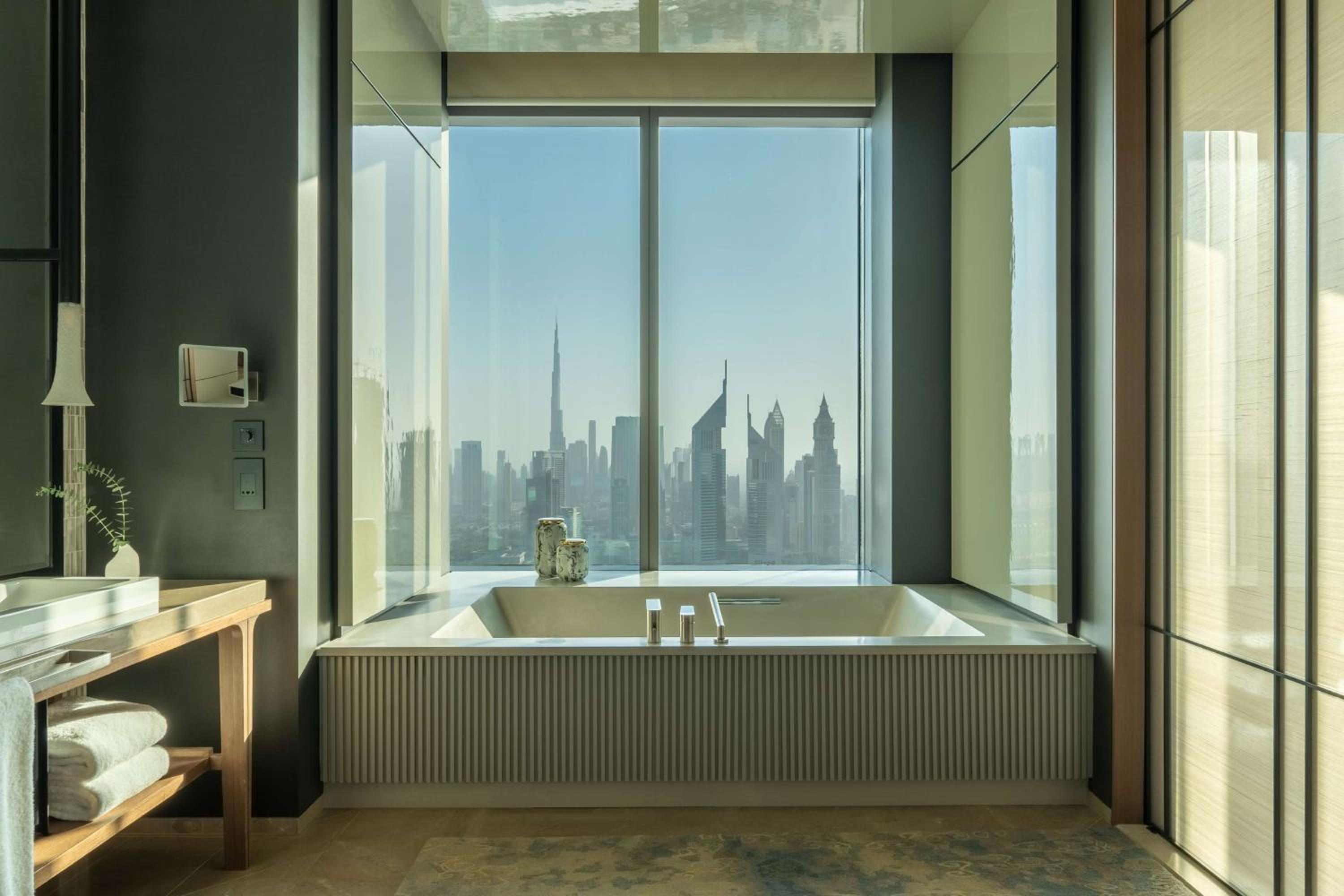 Grand Za'abeel King Burj Khalifa View
