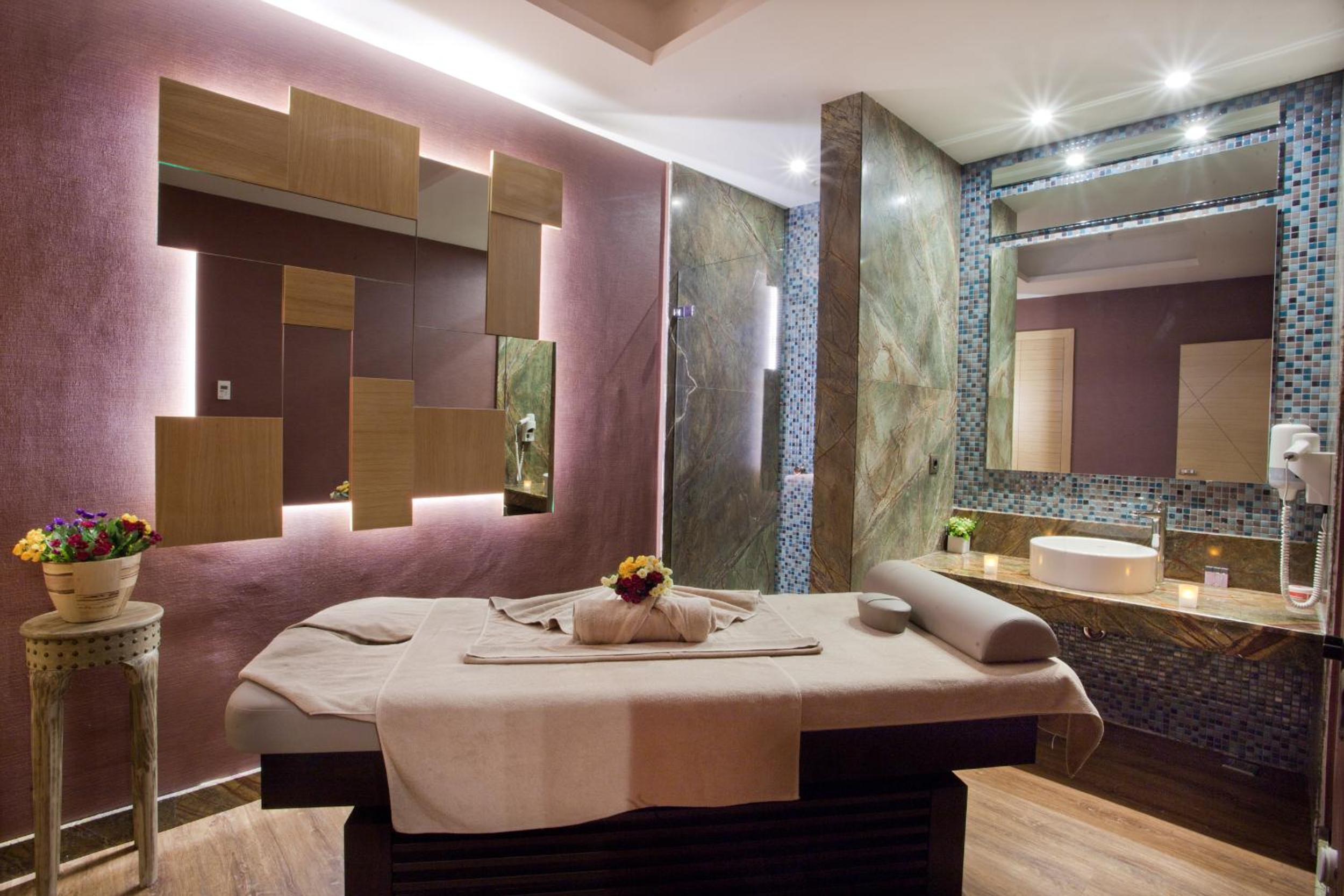 Superior Double Room With Spa Package