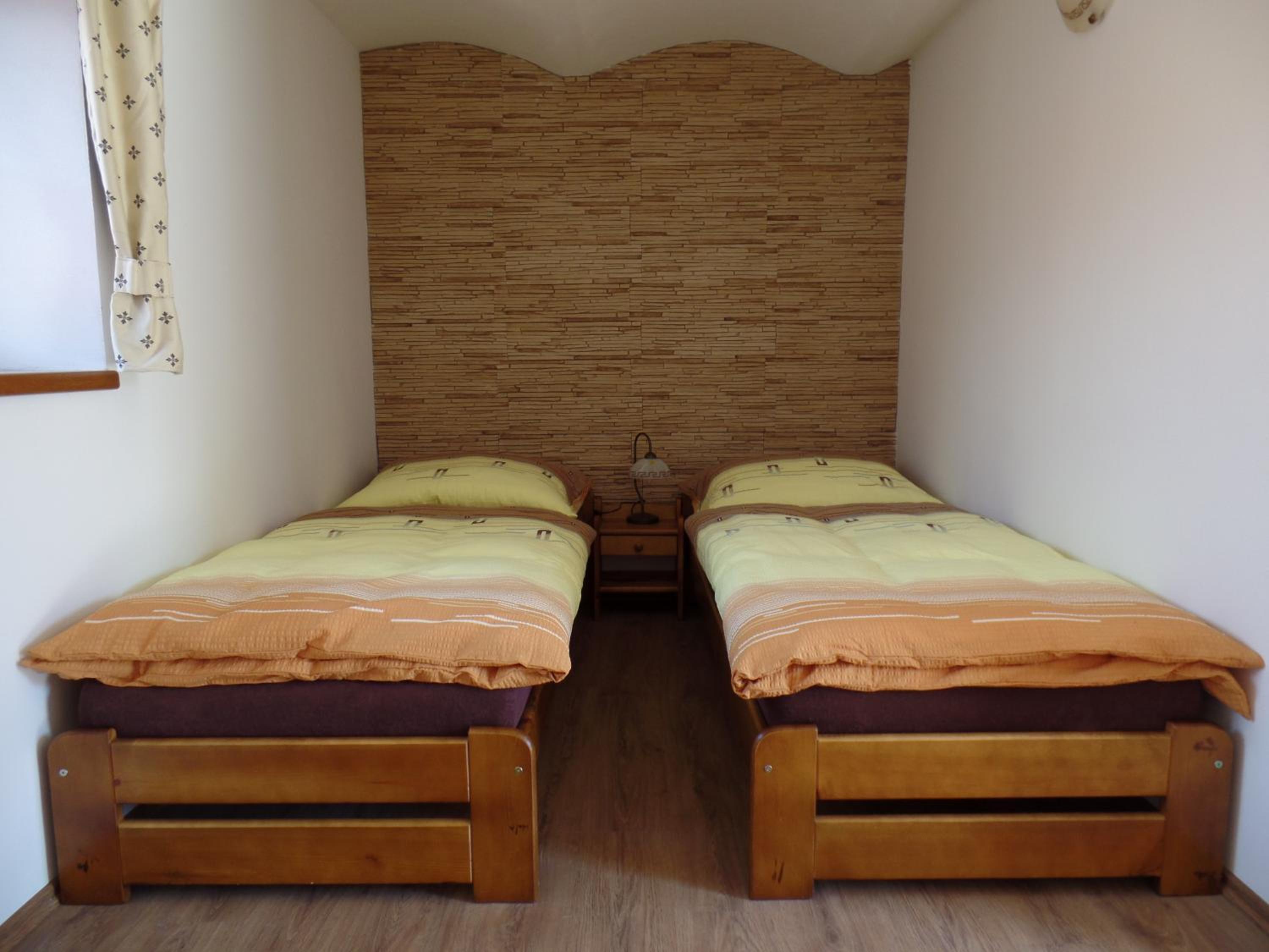 Twin Room with Bathroom photo 1