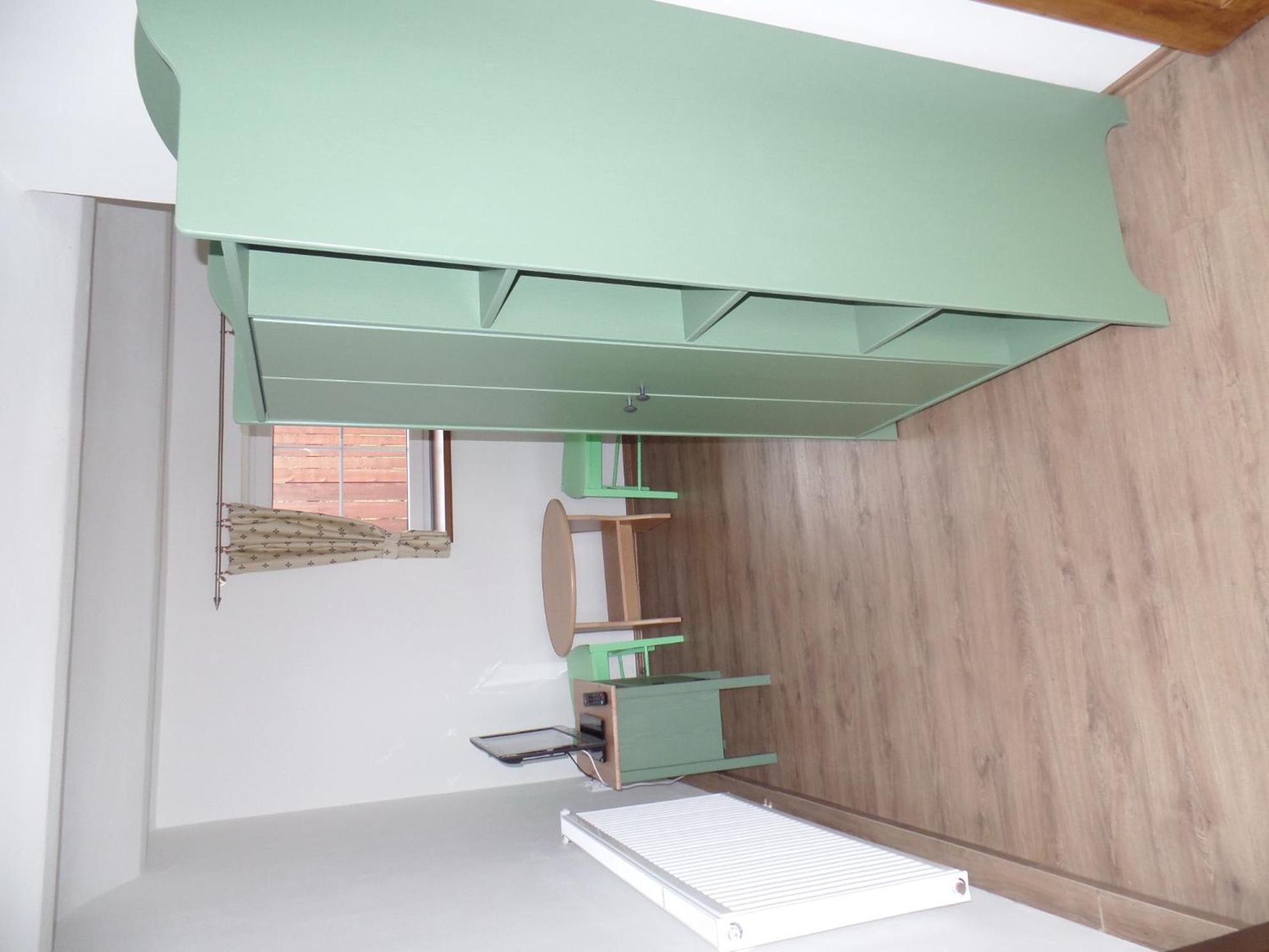 Twin Room with Bathroom photo 3