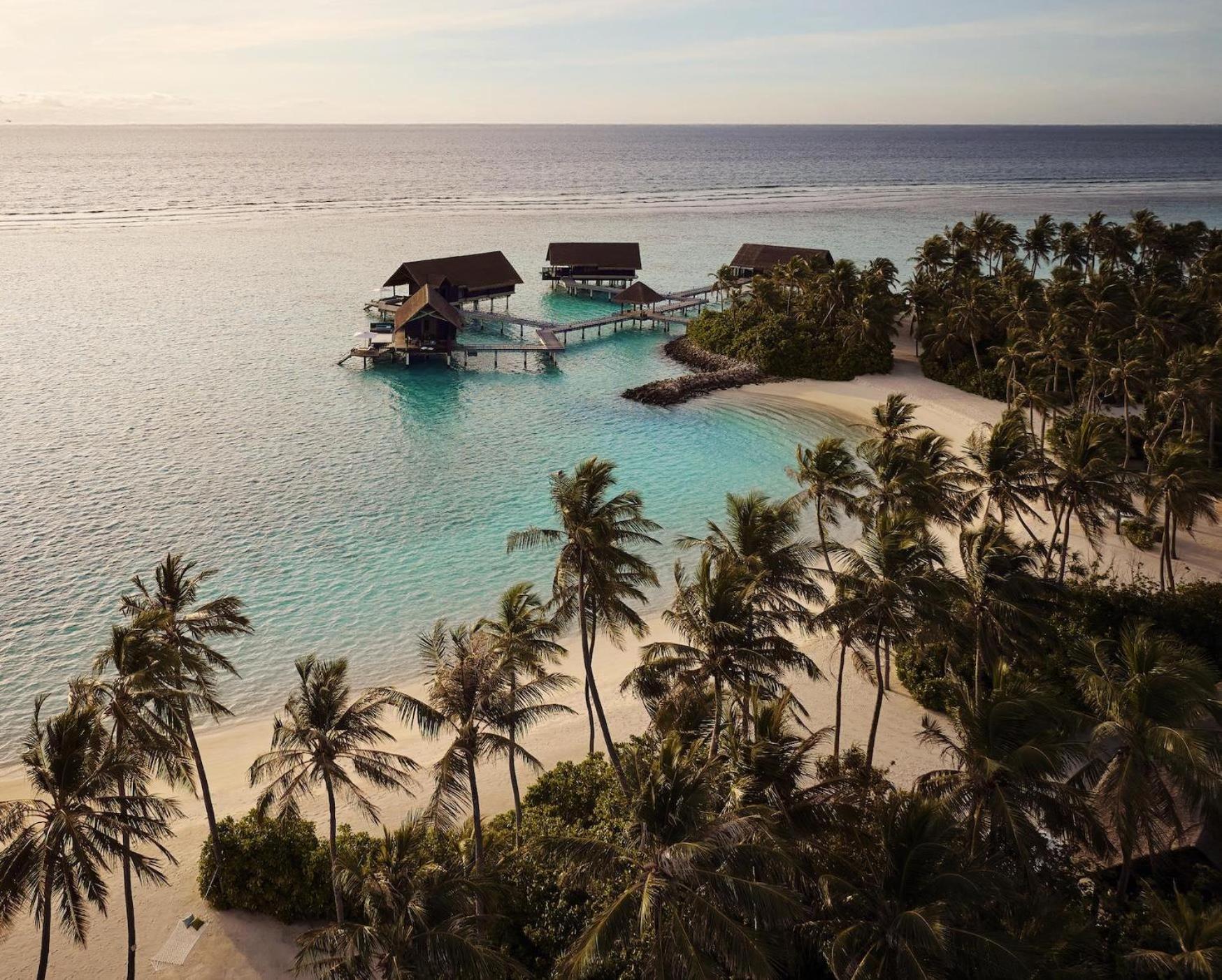 Grand Water Villa With Pool