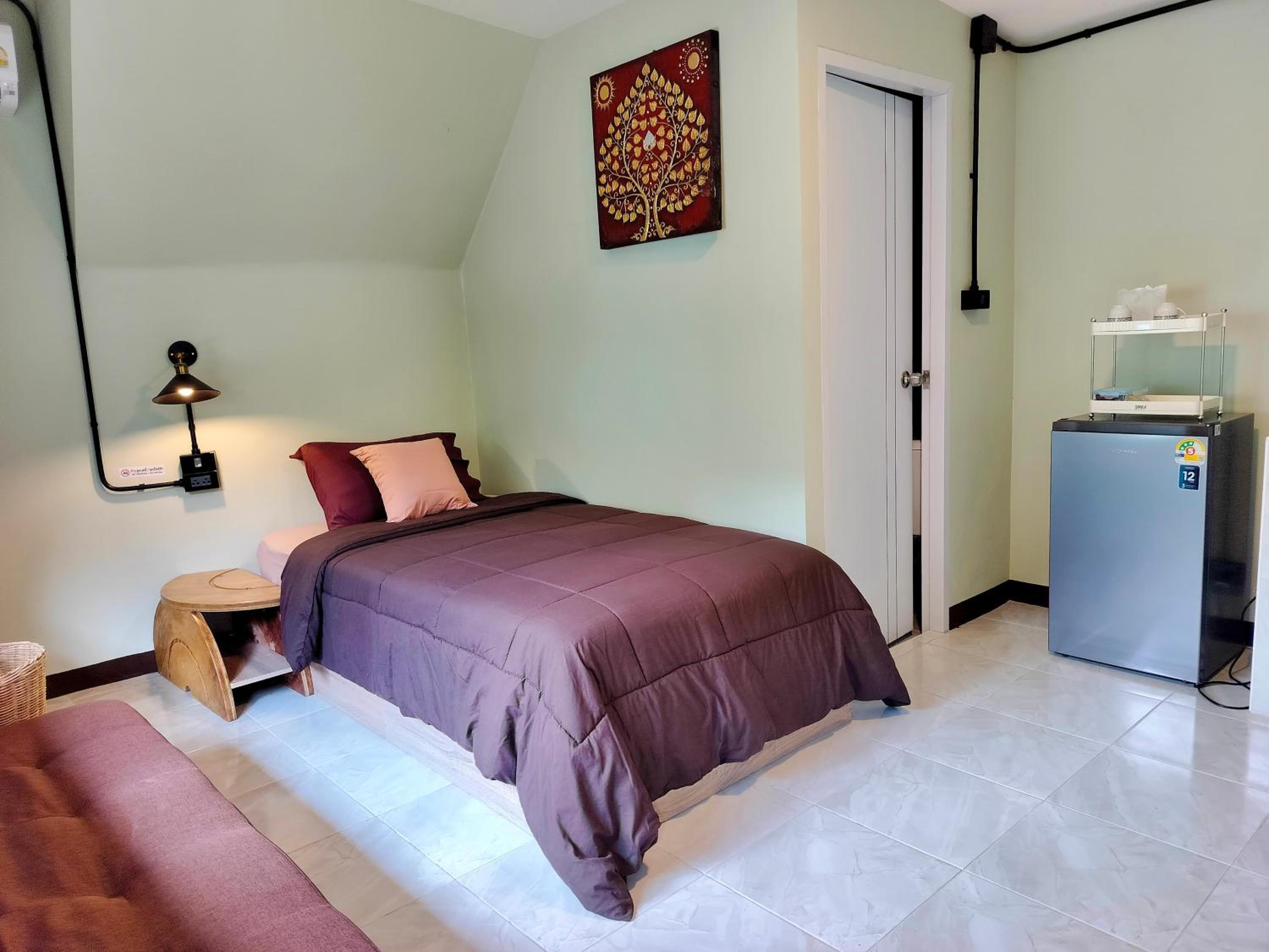 Standard Single Room with Shower